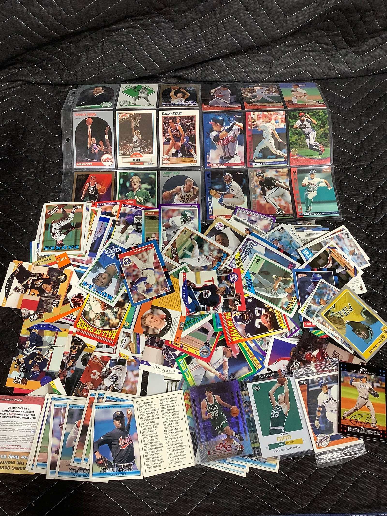 Various sports cards (1 of 1)