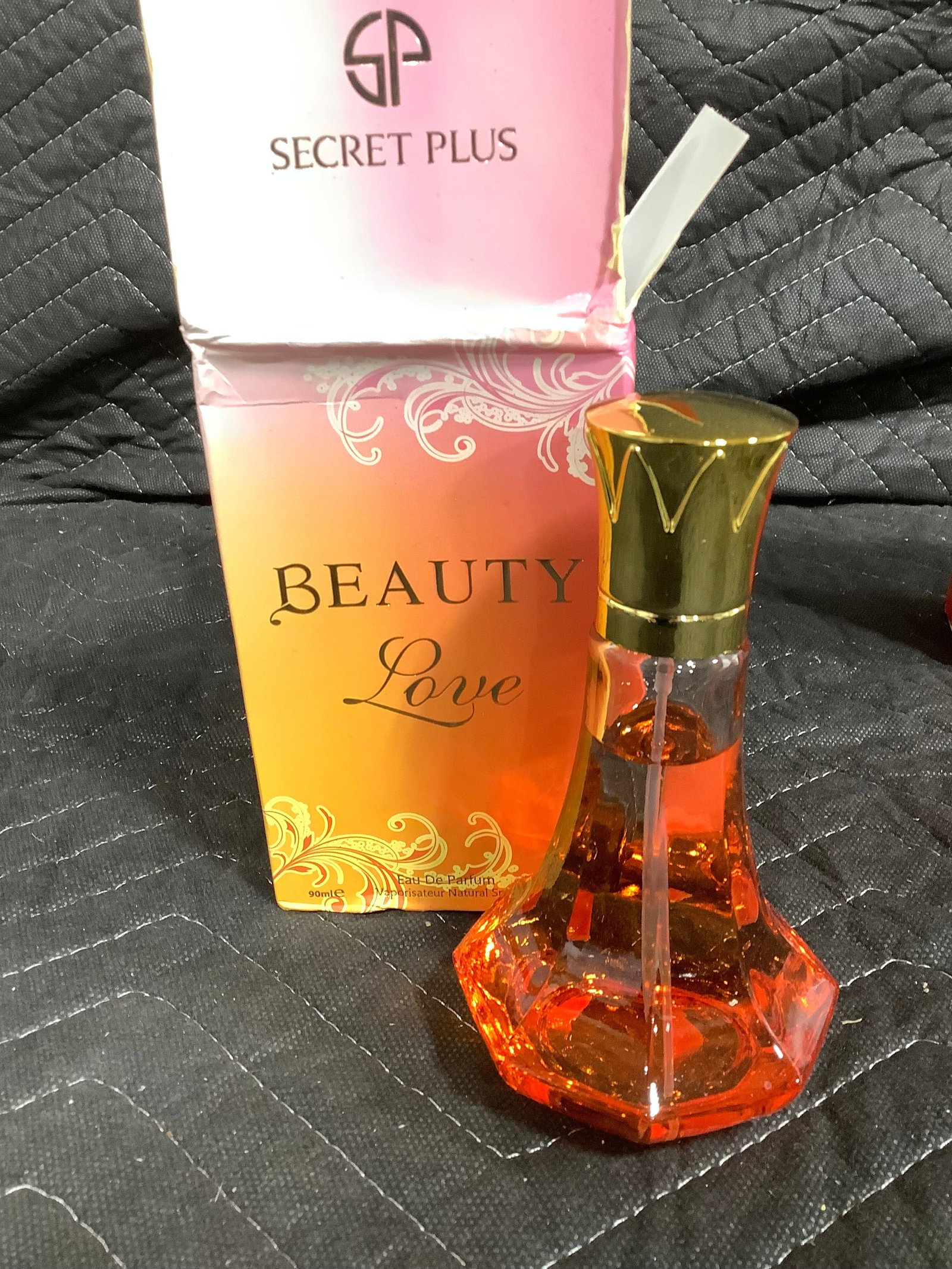 Beauty Love eau de parfum*90mL, 3fl.oz.*: Beauty Love eau de parfum*90mL, 3fl.oz.*