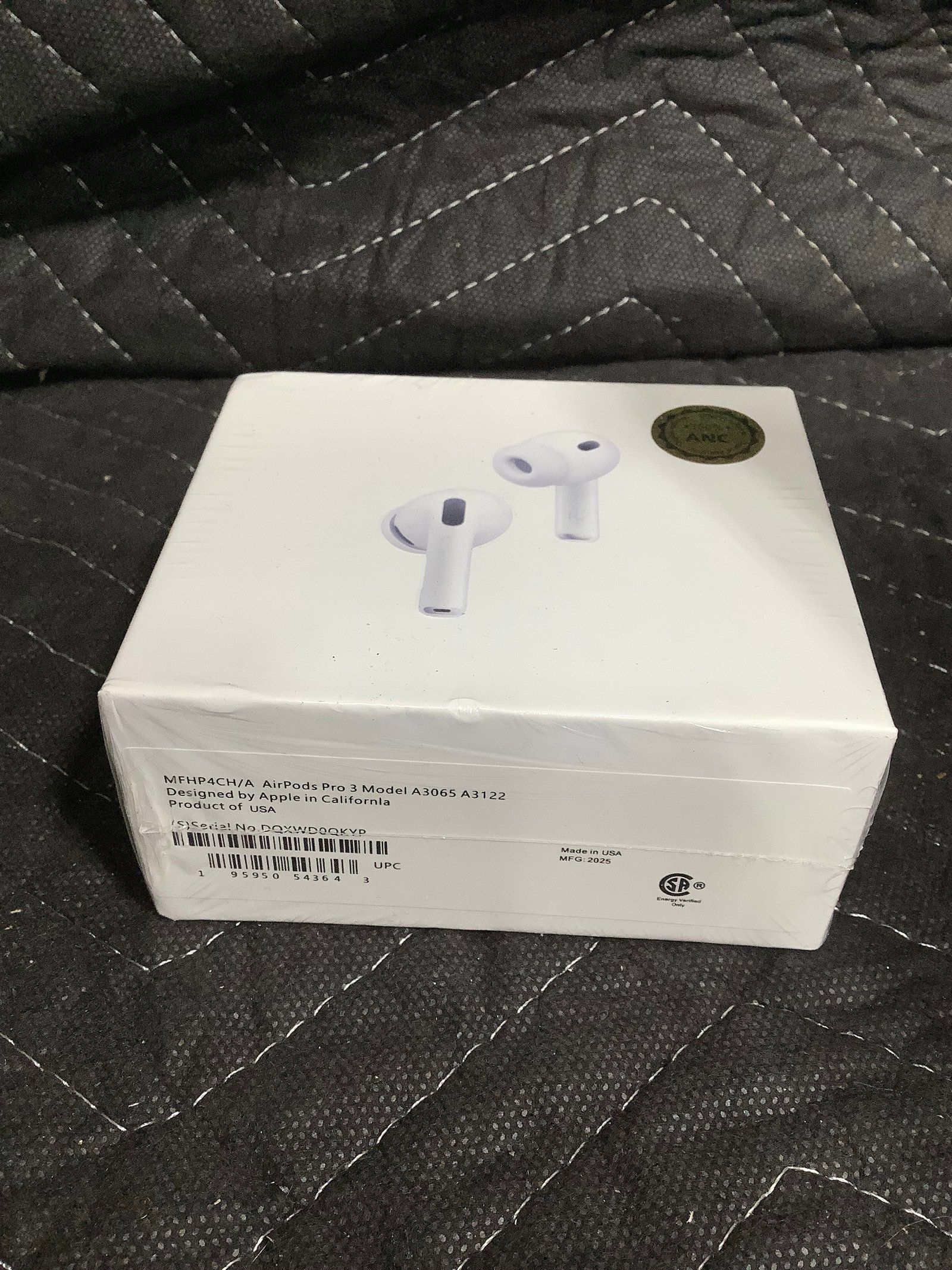 Airpods*sealed, unauthenticated*: Airpods*sealed, unauthenticated*