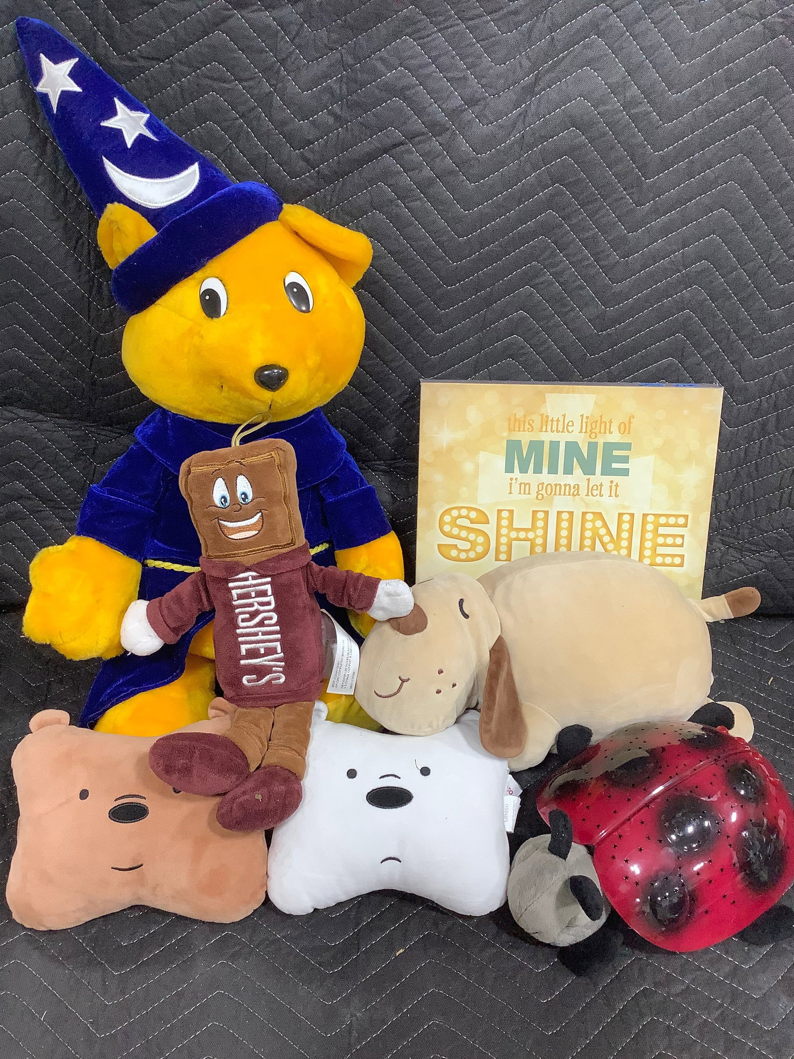 Cartoon Network car headrests, wall canvas, Peek a Boo Toys Wizard plush, and more: Cartoon Network car headrests, wall canvas, Peek a Boo Toys Wizard plush, and more