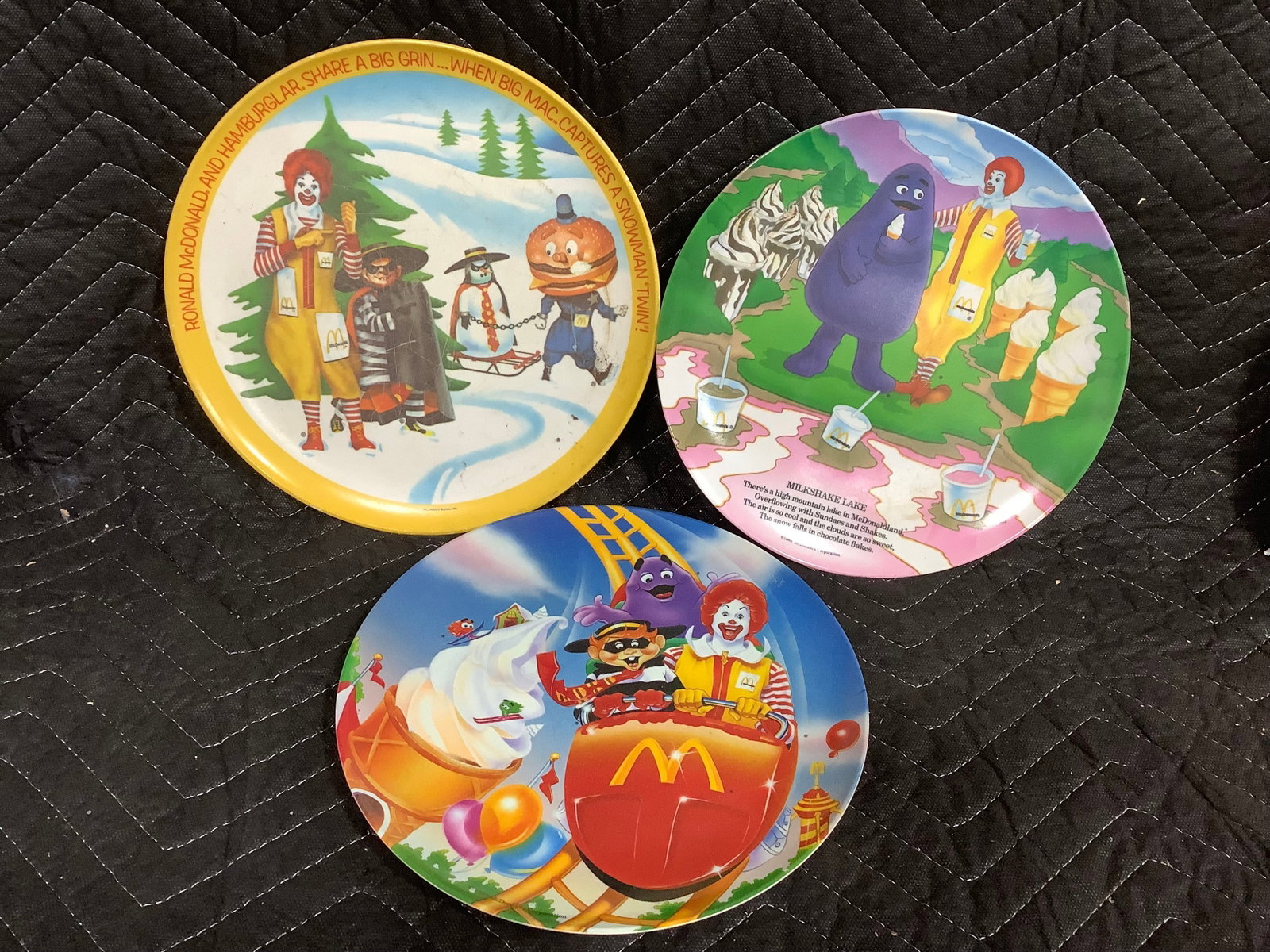 Plastic McDonalds Plates (9.5in Across) (1 of 1)
