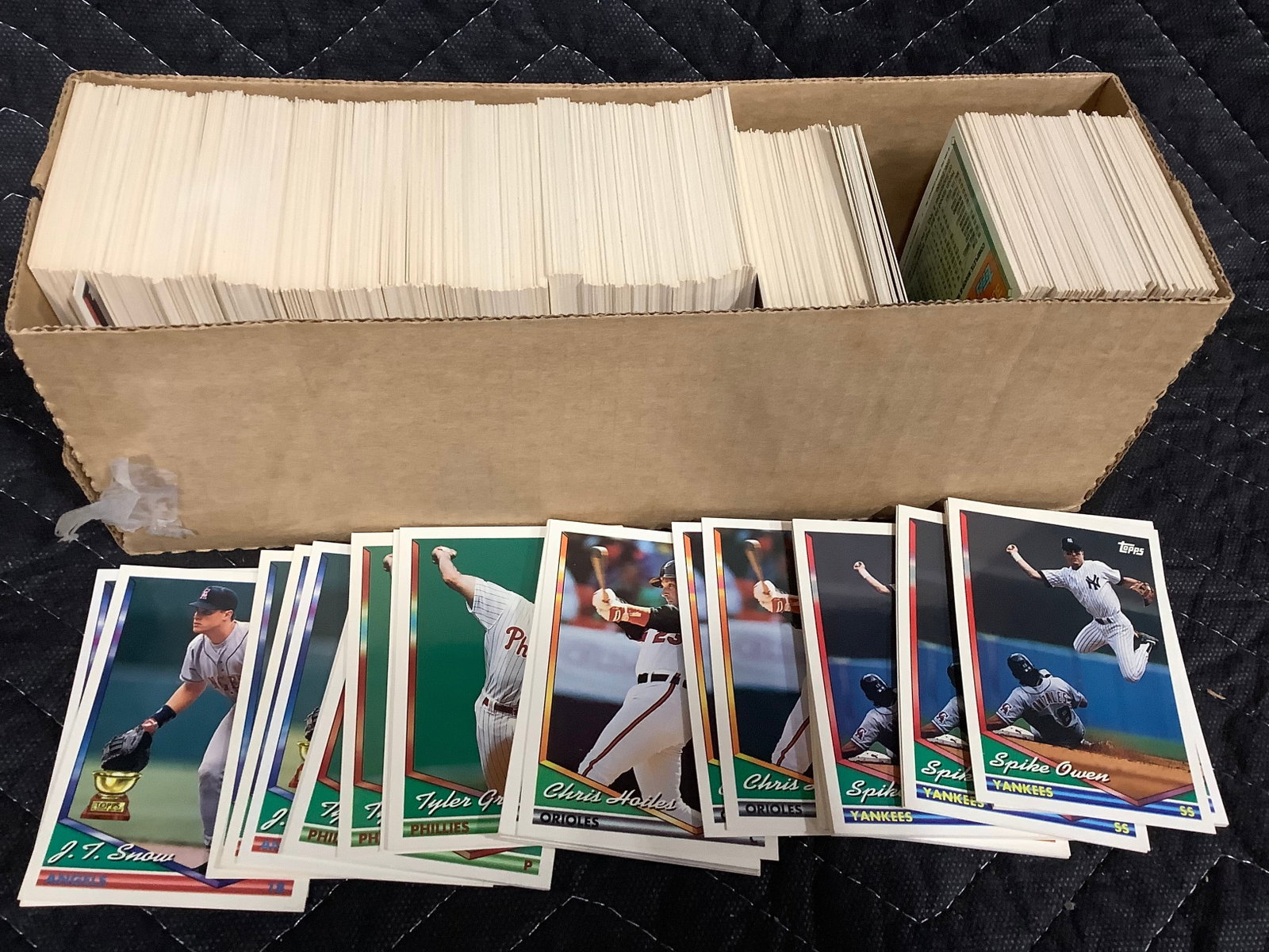 Various 1994 Baseball Cards (1 of 1)
