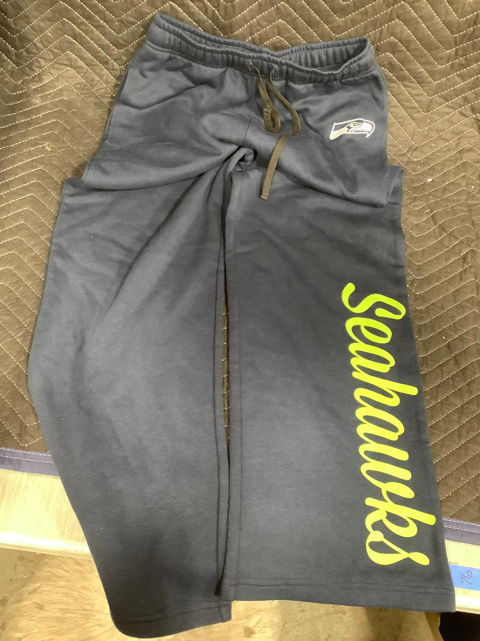 Seahawks Sweatpants (no size): Seahawks Sweatpants (no size)