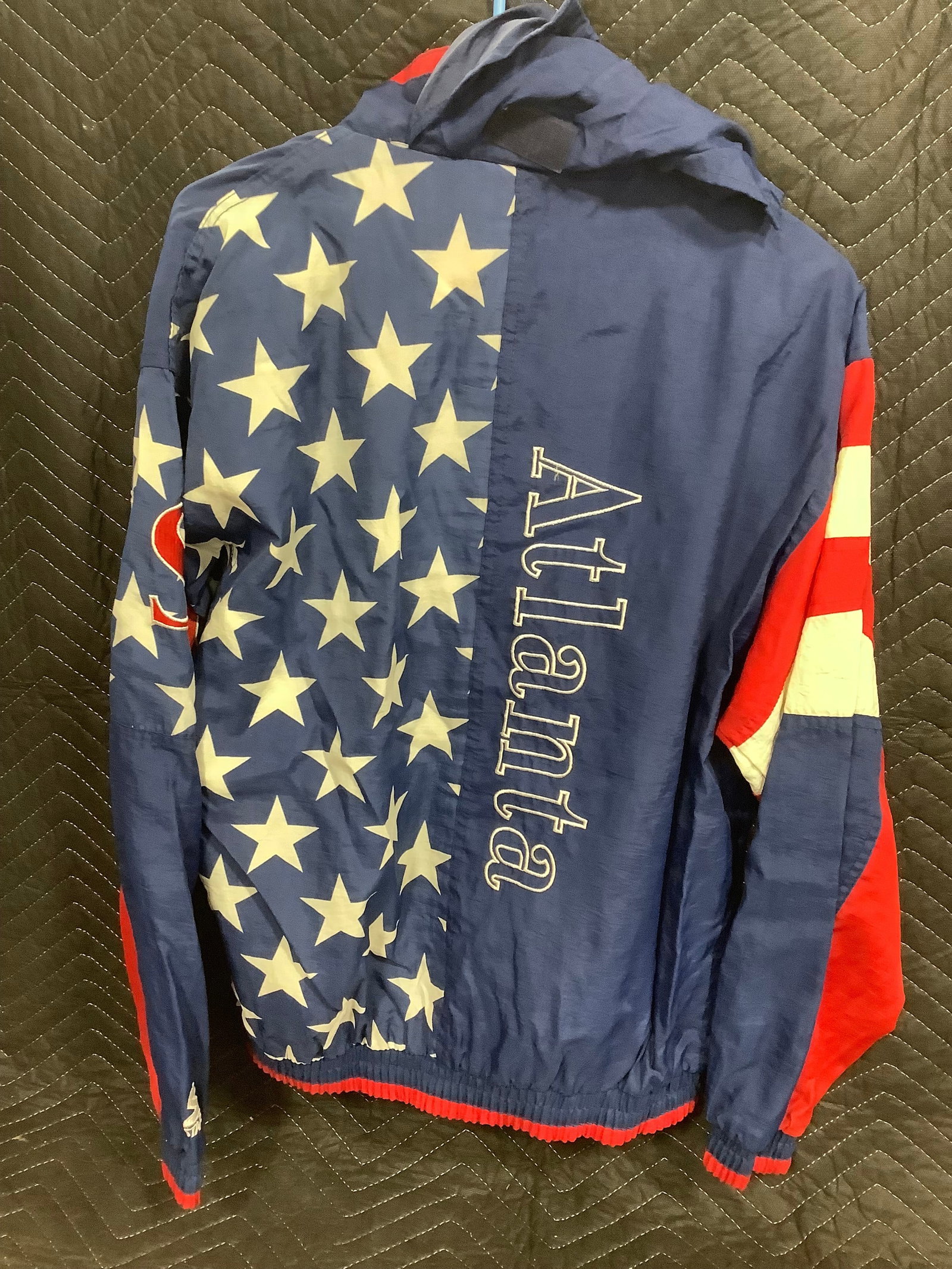 Olympic Games 1995 Collection Zipper Jacket (Size: XL): Olympic Games 1995 Collection Zipper Jacket (Size: XL)