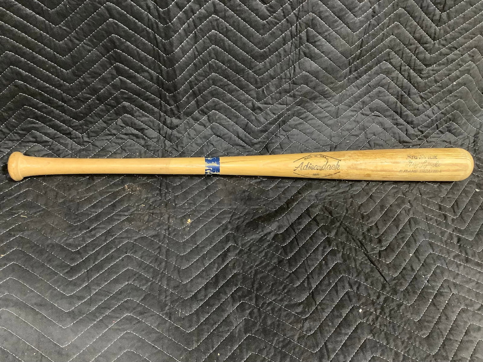 Vintage Adironack Big Stick Greg Luzinski Flame Treated Bat (1 of 1)