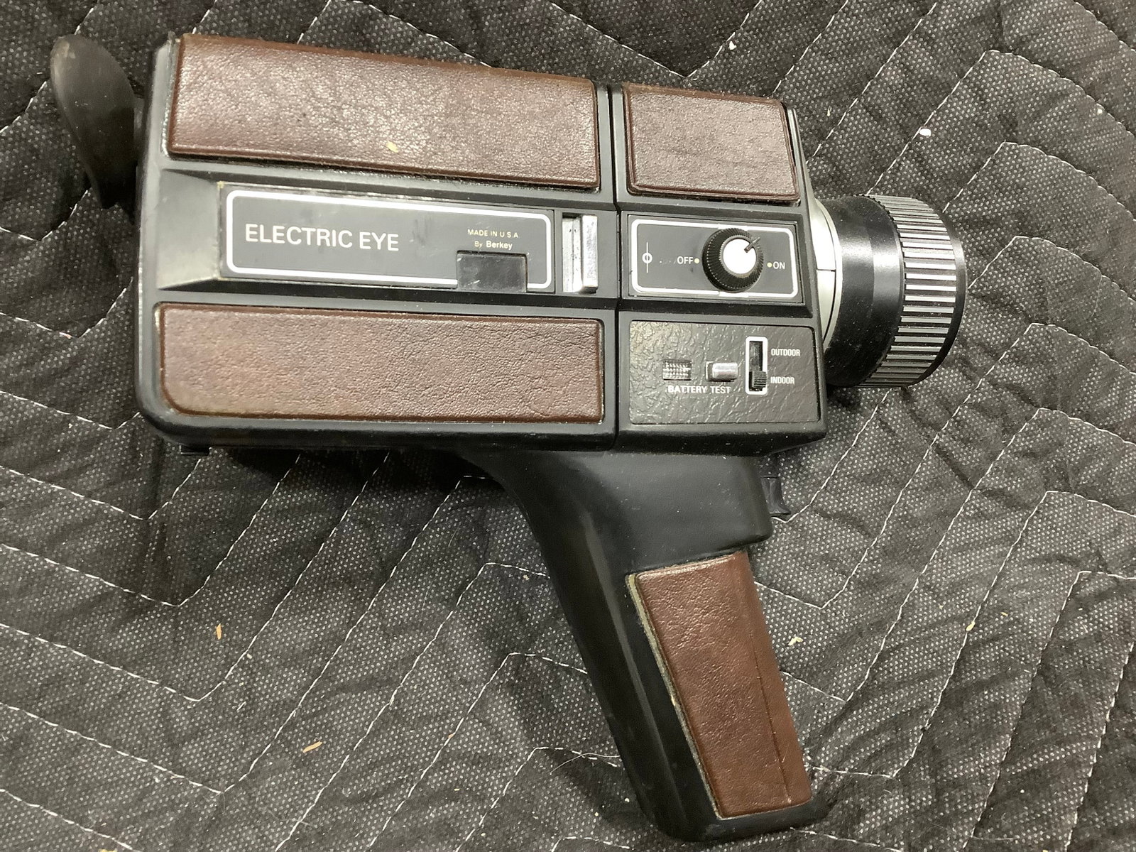 Vintage Electric Eye Movie Camera (162) (1 of 1)