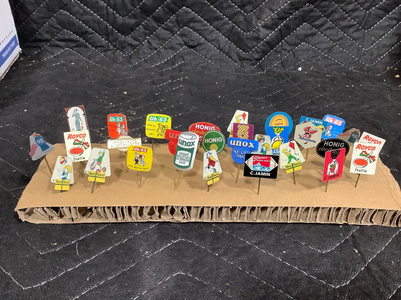 Vintage lapel pins (1 of 1)