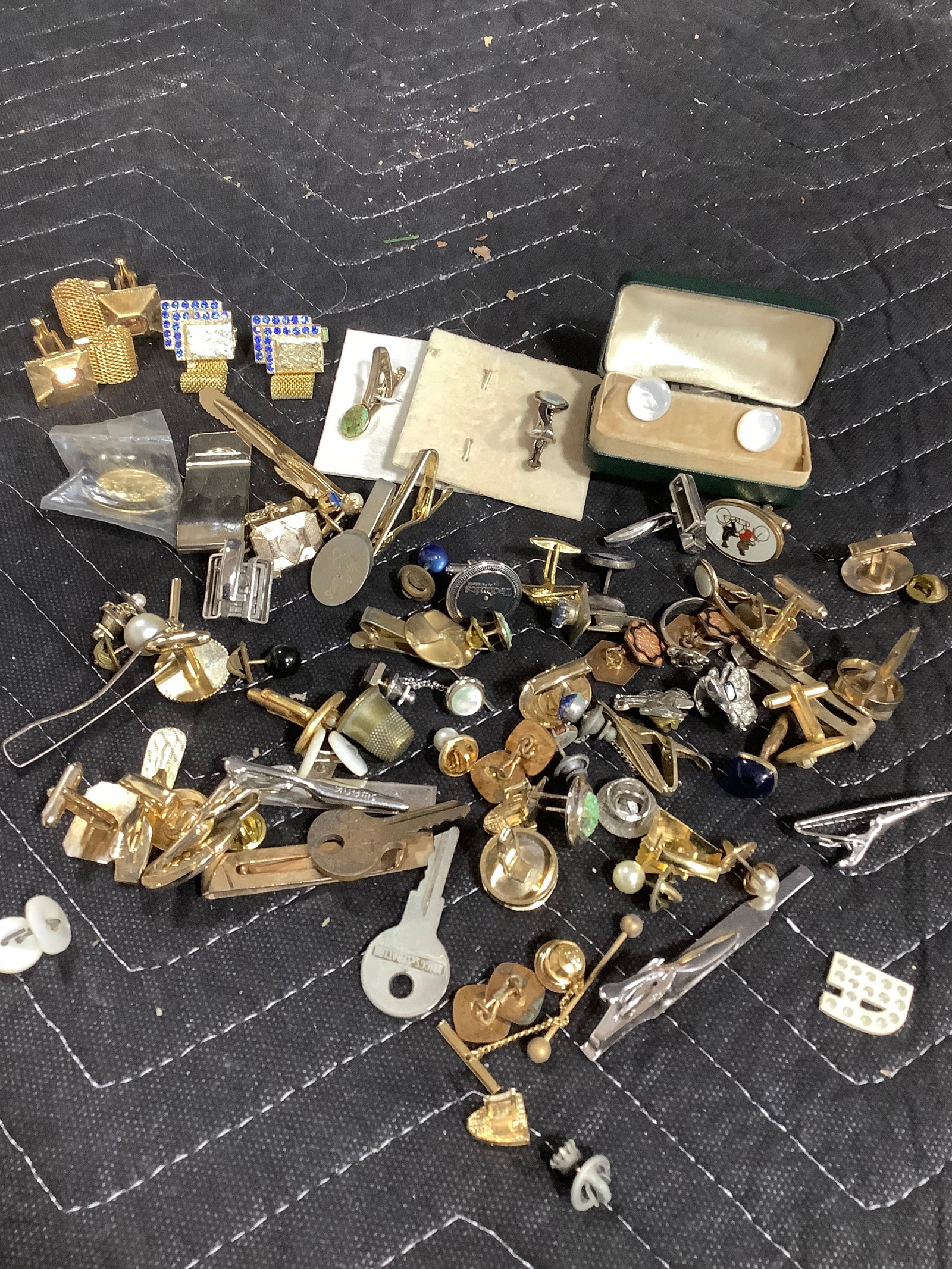 Cuff links and more (1 of 1)
