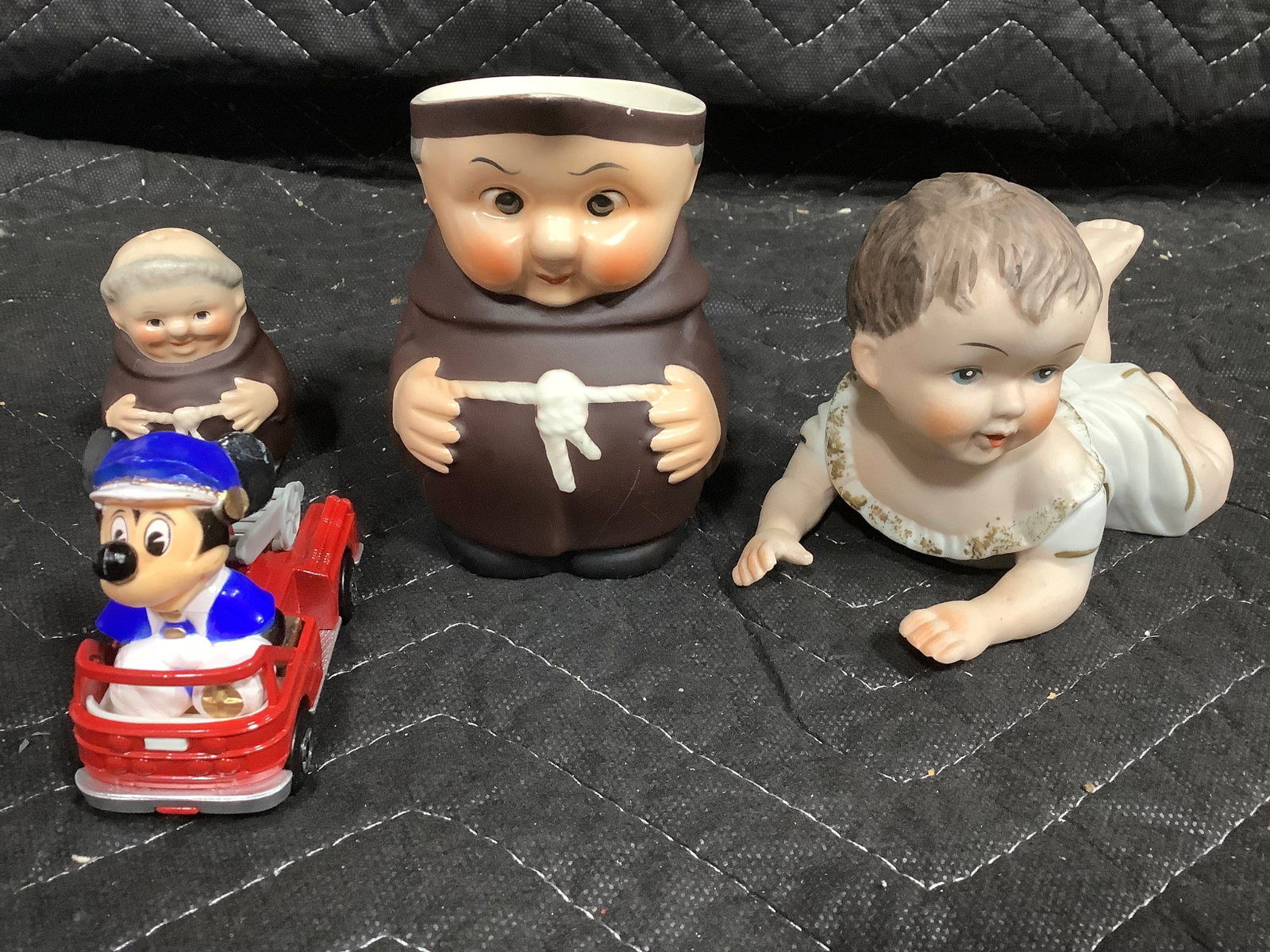 Various Ceramic Figures (Tallest - 4.25in) (1 of 1)