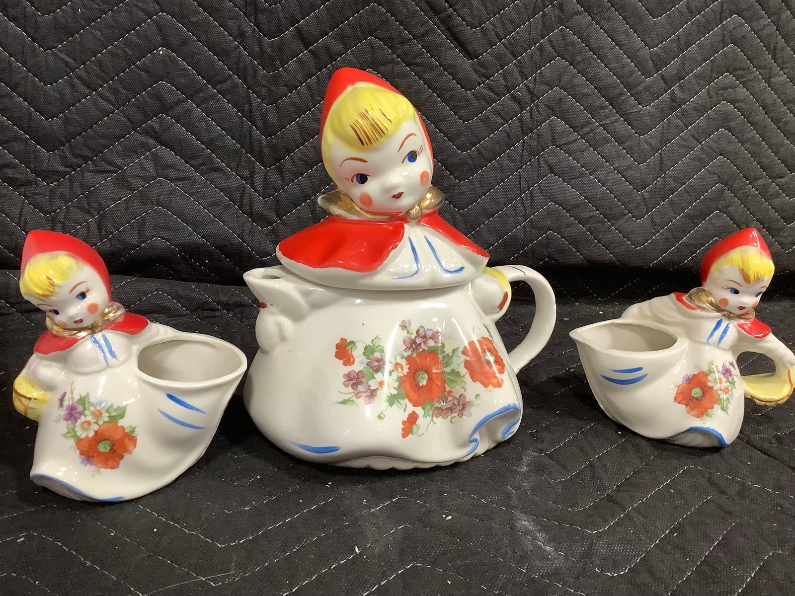 1950s Little Red Riding Hood Tea Set (Tallest - 9in) (1 of 1)