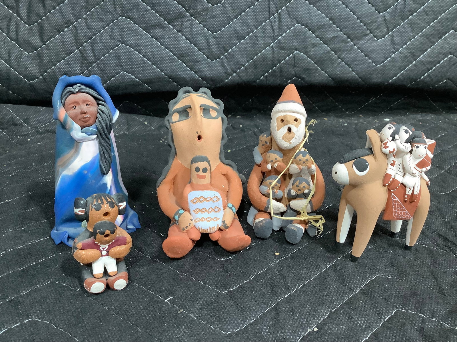 Handpainted Art Pottery Signed by Indian Artist (Tallest - 3.5in): Handpainted Art Pottery Signed by Indian Artist (Tallest - 3.5in)