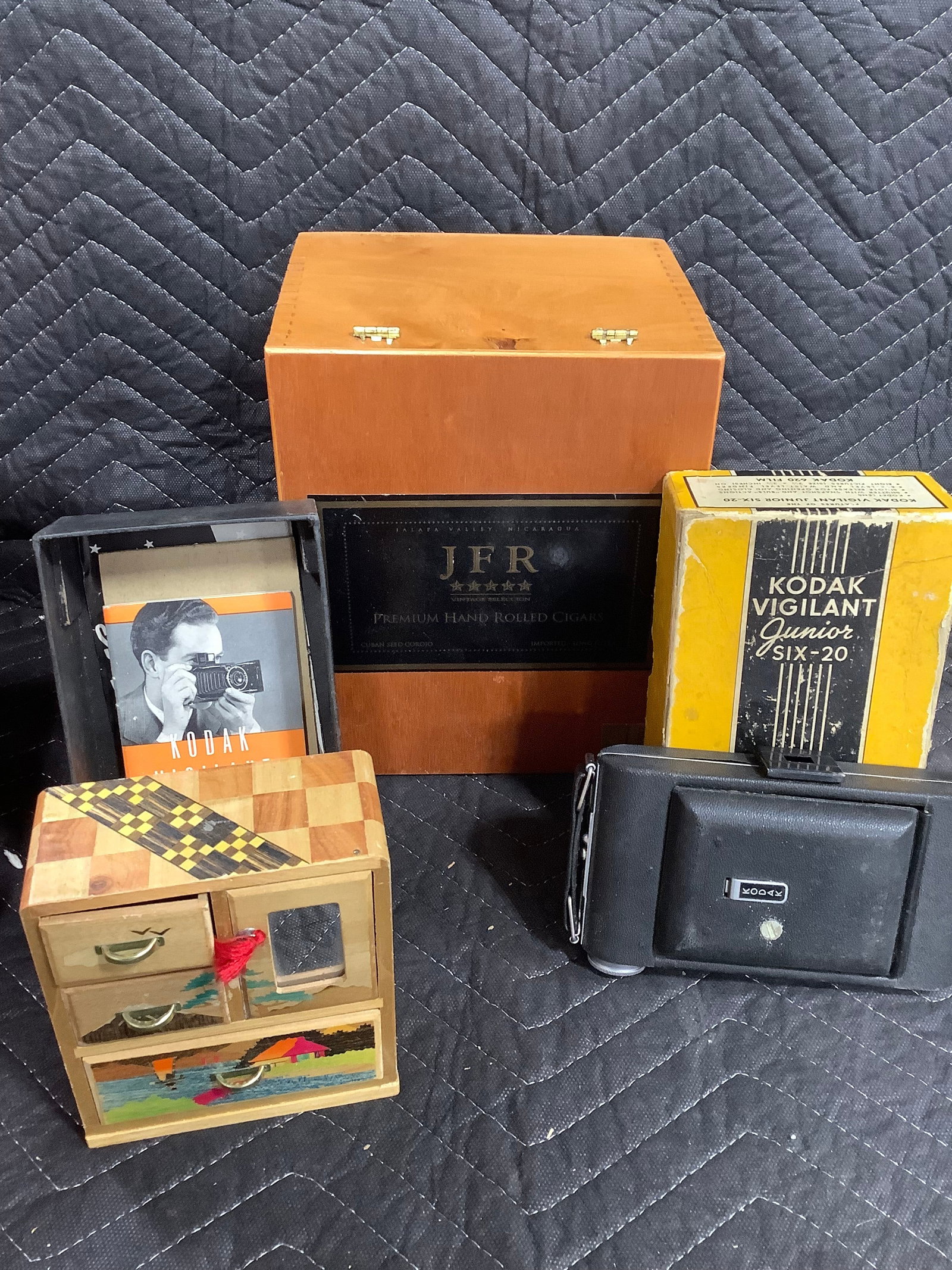 Kodak Vigilant Junior Six-20 Camera, Cigar Box, and more (1 of 1)