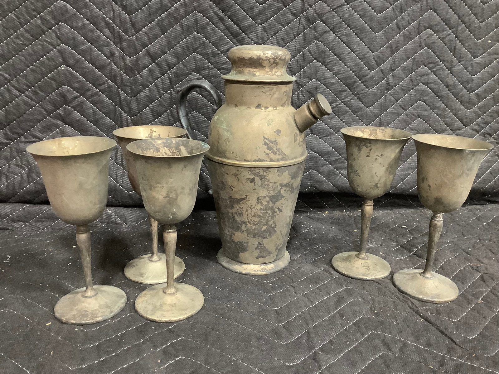 Vintage Silver-Plated Apollo Cocktail Shaker, and Goblets (Tallest - 9in): Vintage Silver-Plated Apollo Cocktail Shaker, and Goblets (Tallest - 9in)
