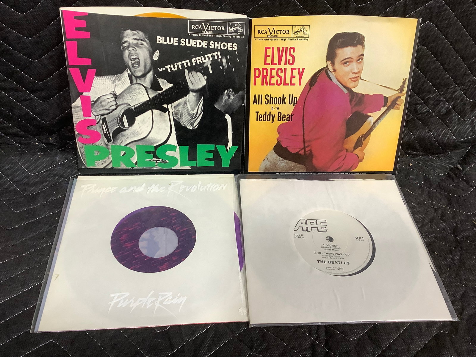 Vintage 45s - Elvis, Beatles, etc: Vintage 45s - Elvis, Beatles, etc