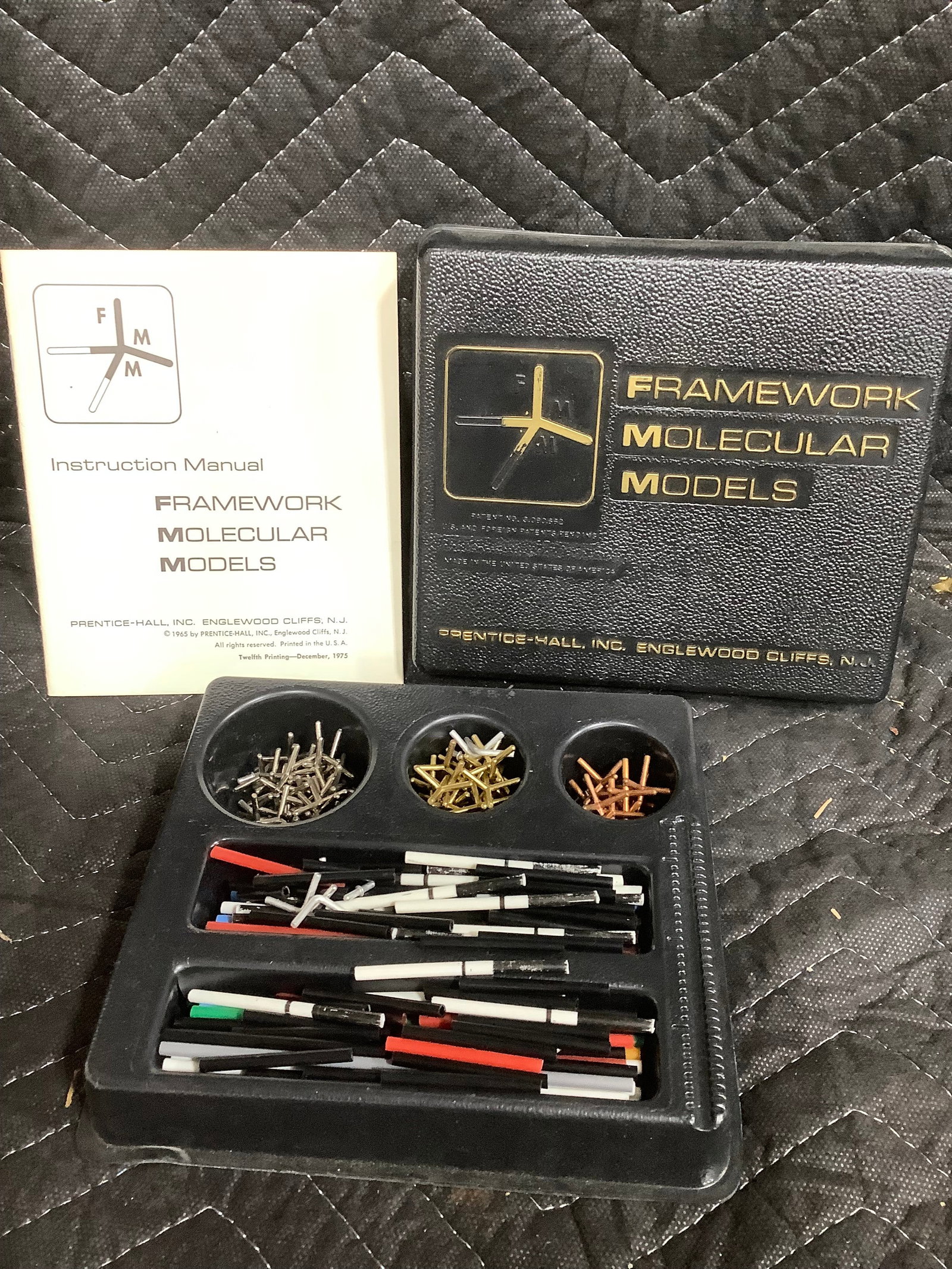 Framework Molecular Models Kit (1 of 1)