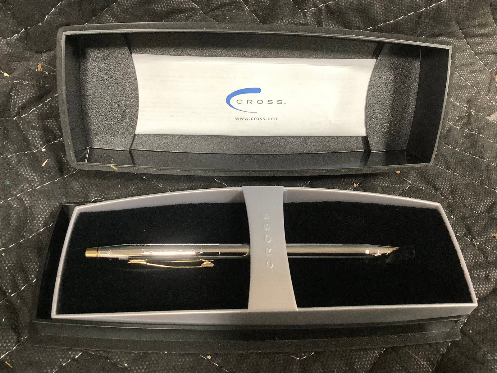 Cross Pen: Cross Pen