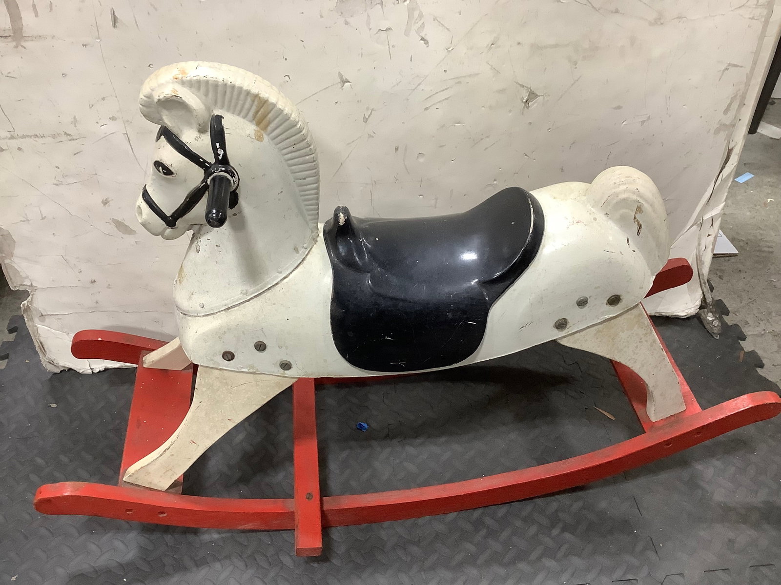 Vintage Rocking Horse (24in Tall): Vintage Rocking Horse (24in Tall)