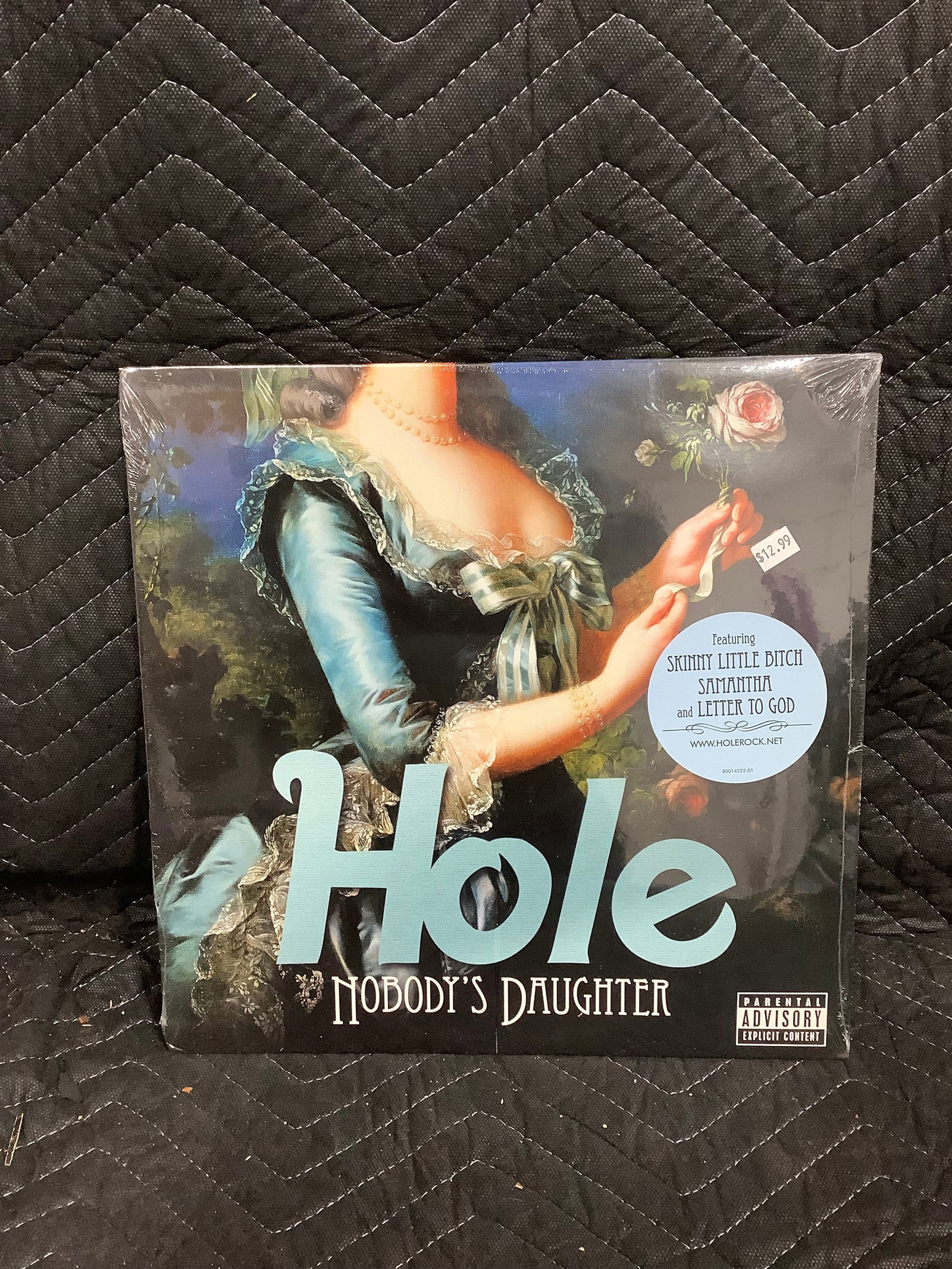 Hole sealed album: Hole sealed album