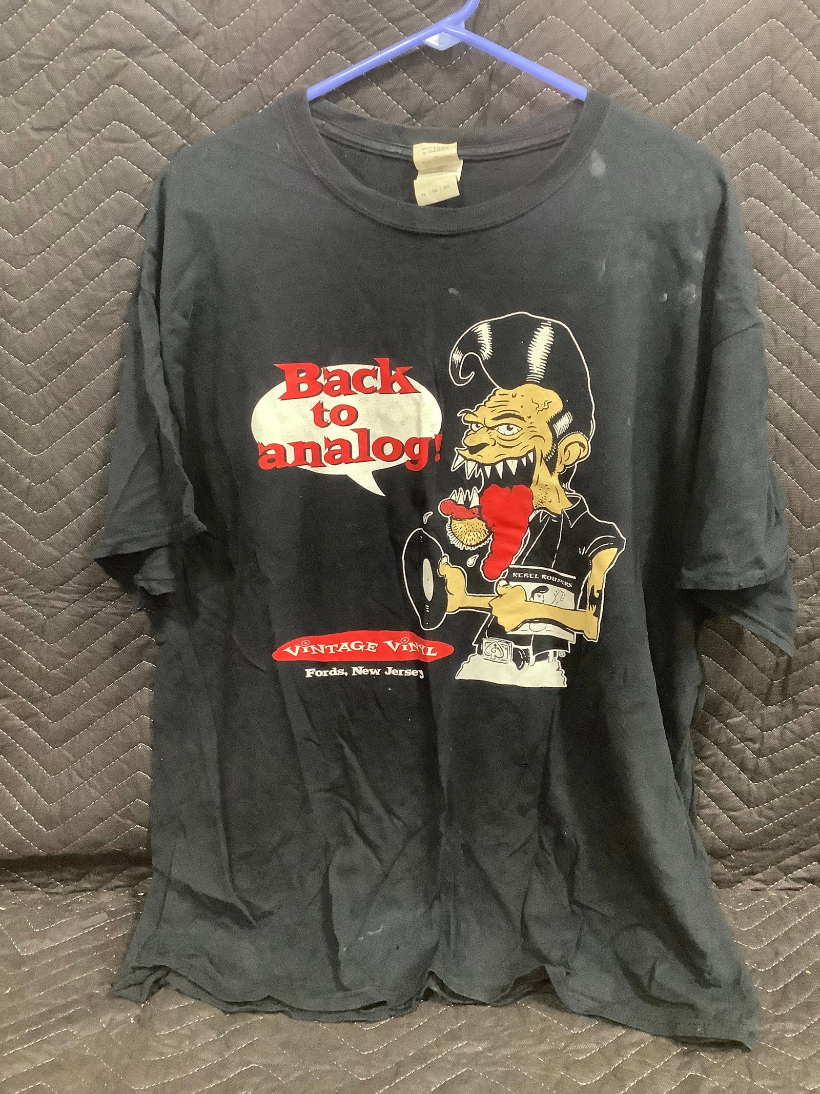 Vintage Vinyl tshirt (XL): Vintage Vinyl tshirt (XL)