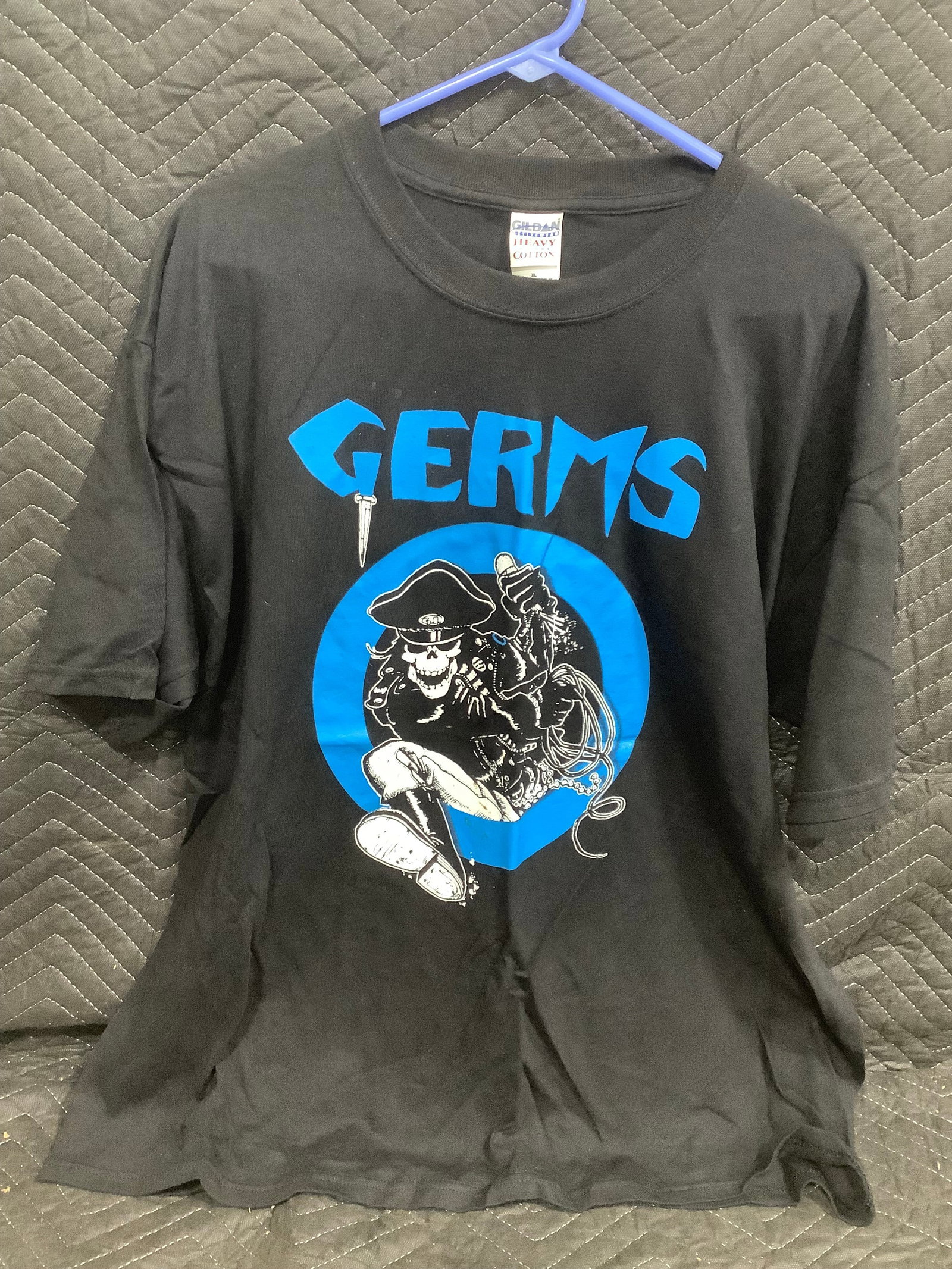Germs tshirt(XL): Germs tshirt(XL)