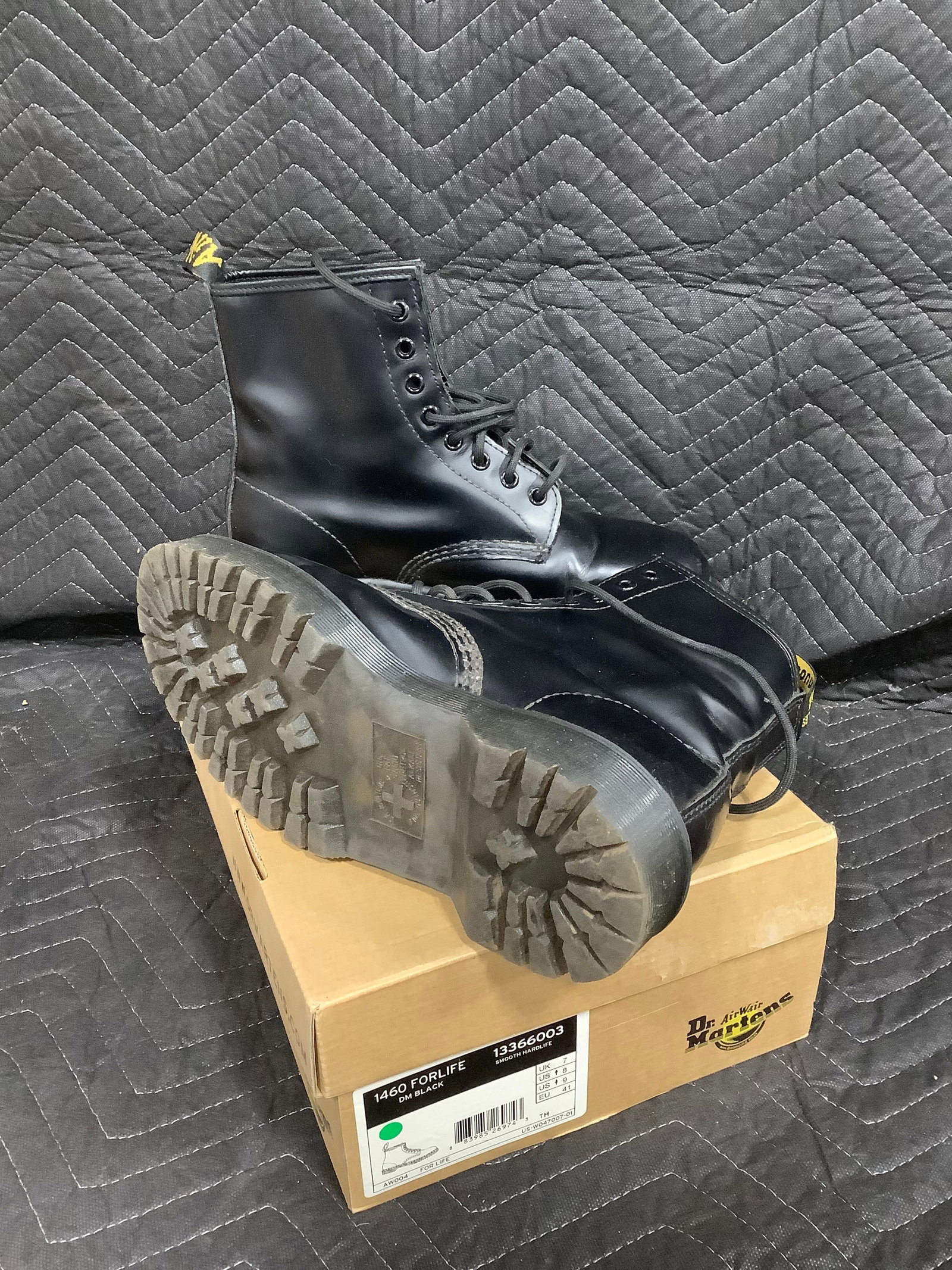 Dr. Martens boots(mens 8, womens 9) (1 of 1)