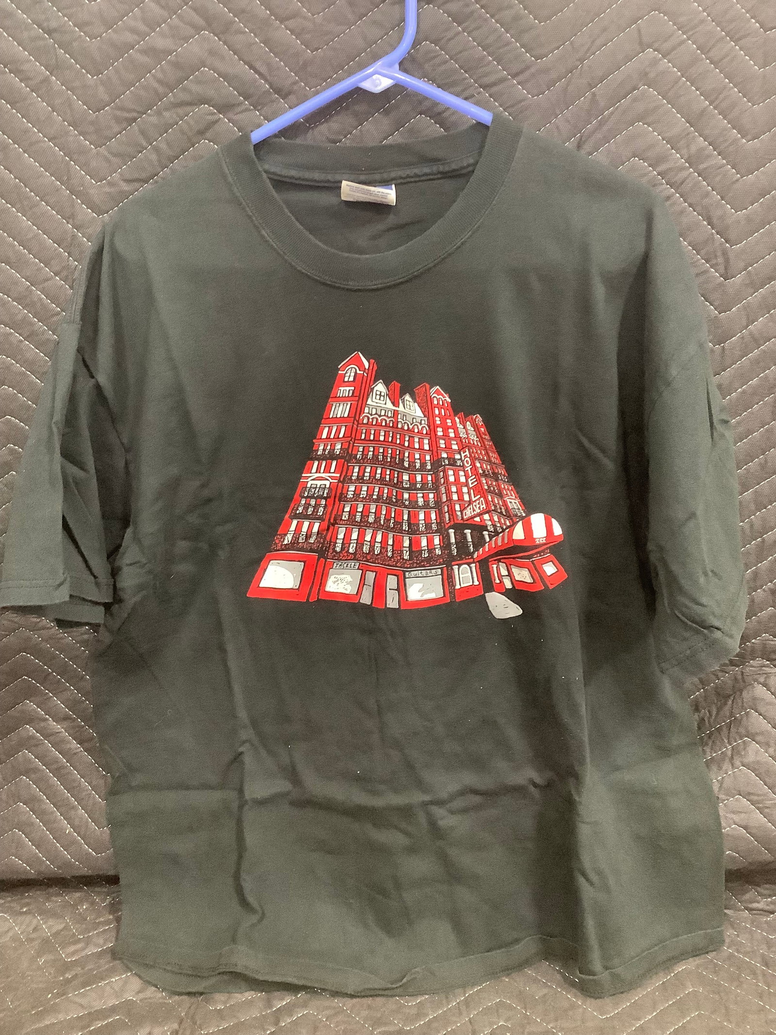 Hotel Chelsea tshirt(XL): Hotel Chelsea tshirt(XL)