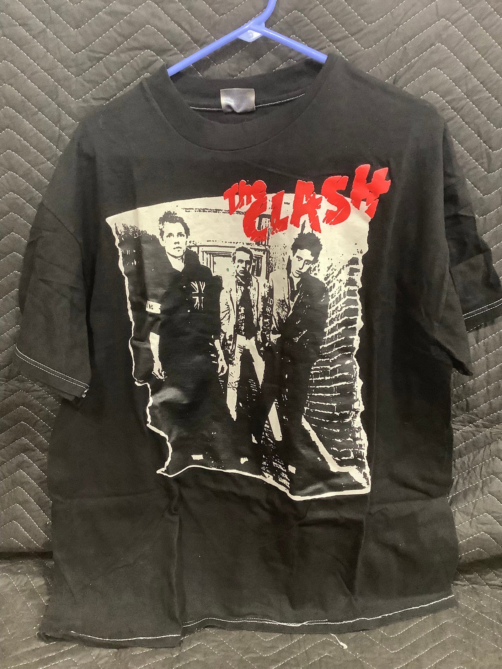 The Clash tshirt(XL): The Clash tshirt(XL)