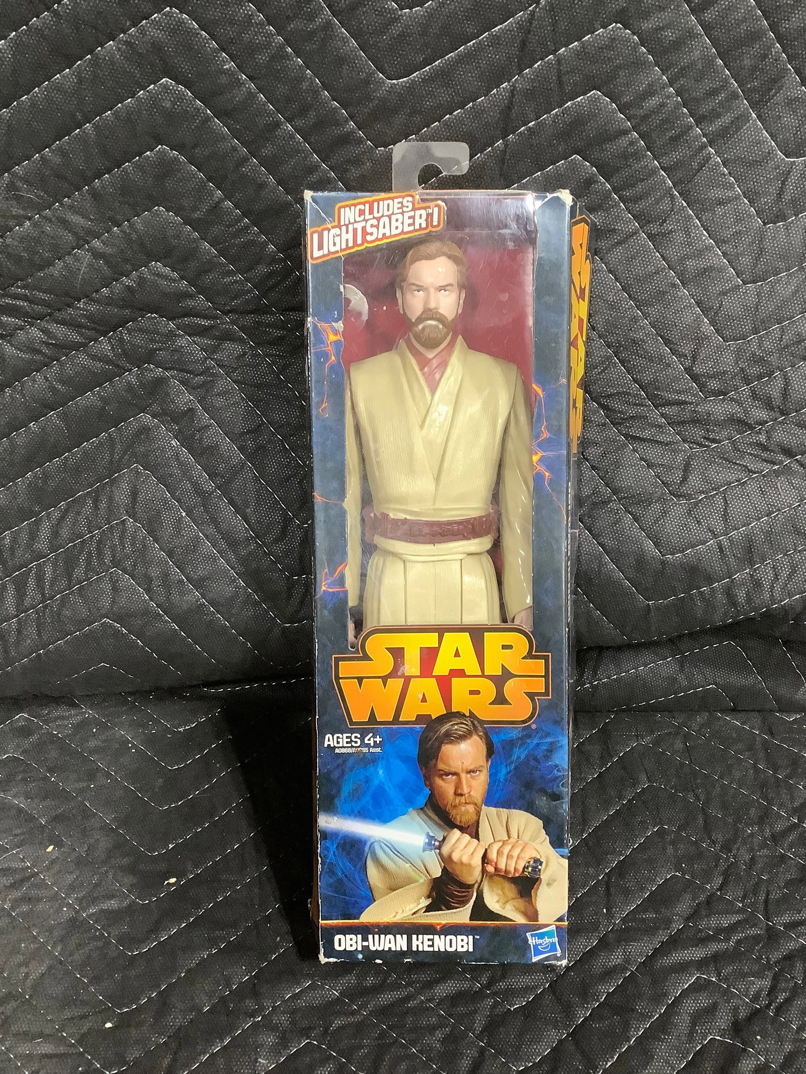 Star Wars Obi Wan Kenobi collectible figure*new in package*: Star Wars Obi Wan Kenobi collectible figure*new in package*