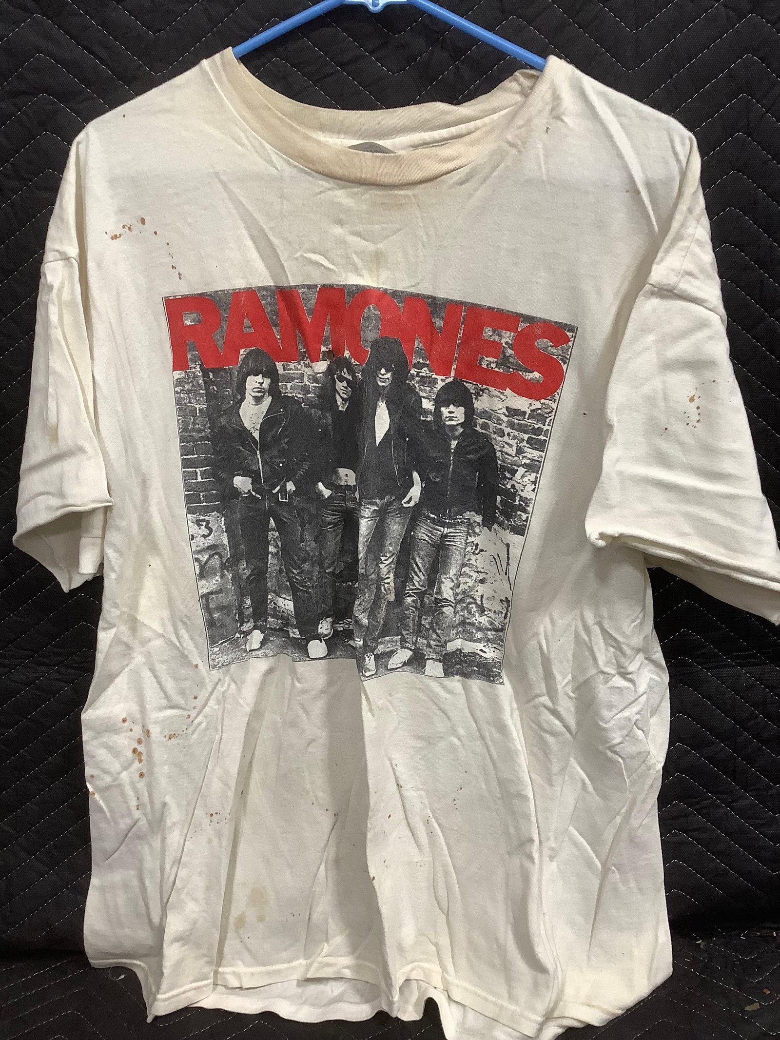 Ramones tshirt(XL): Ramones tshirt(XL)