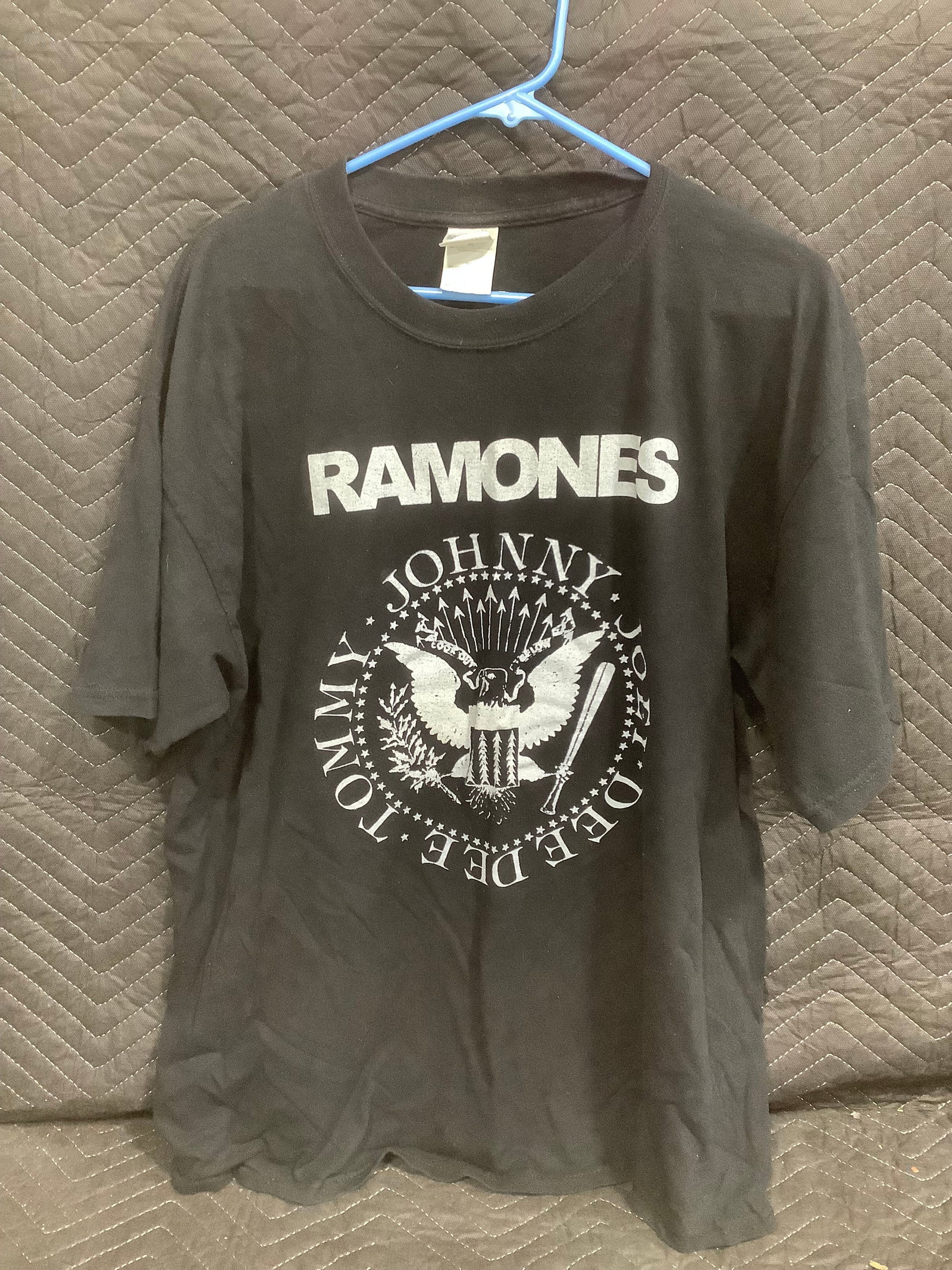 Ramones tshirt(XL): Ramones tshirt(XL)
