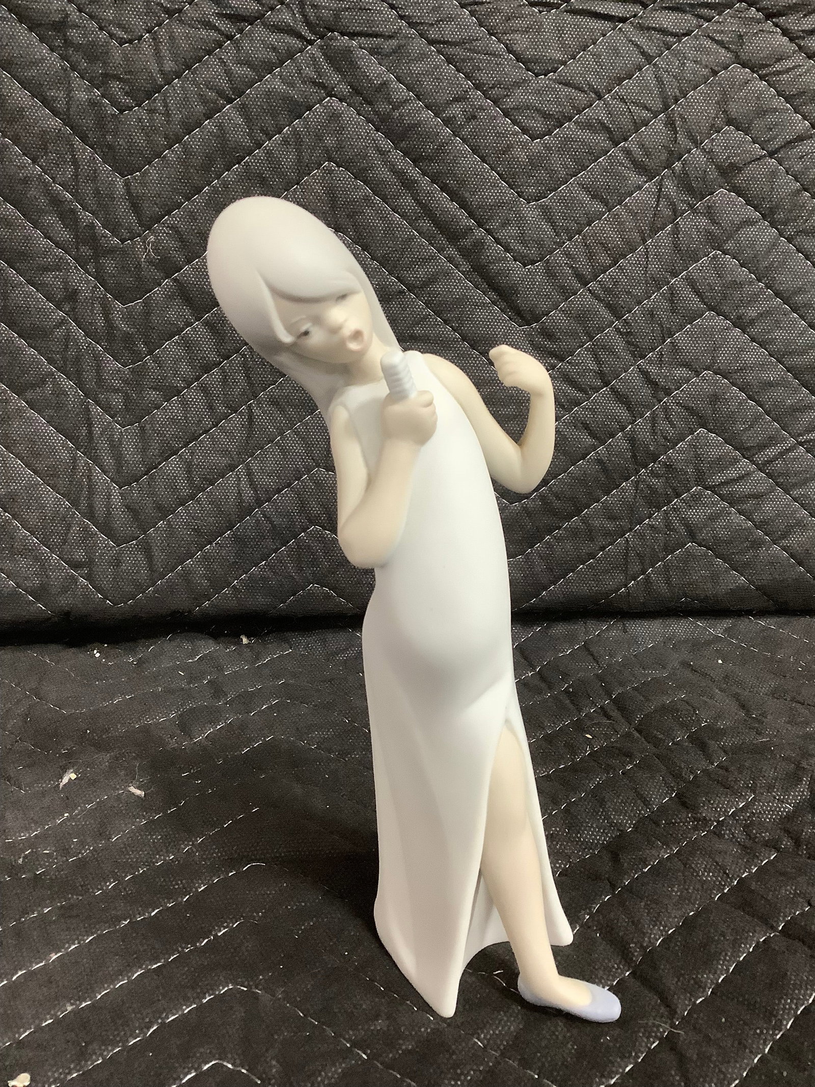 Lladro porelain figurine(8in tall) (1 of 1)