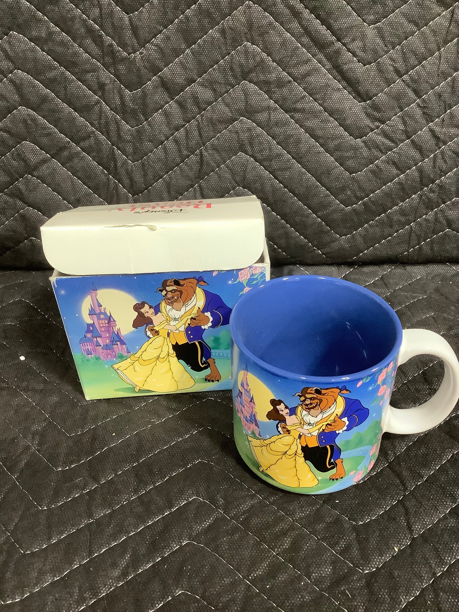 Beauty and the Beast collectible mug in box (1 of 1)