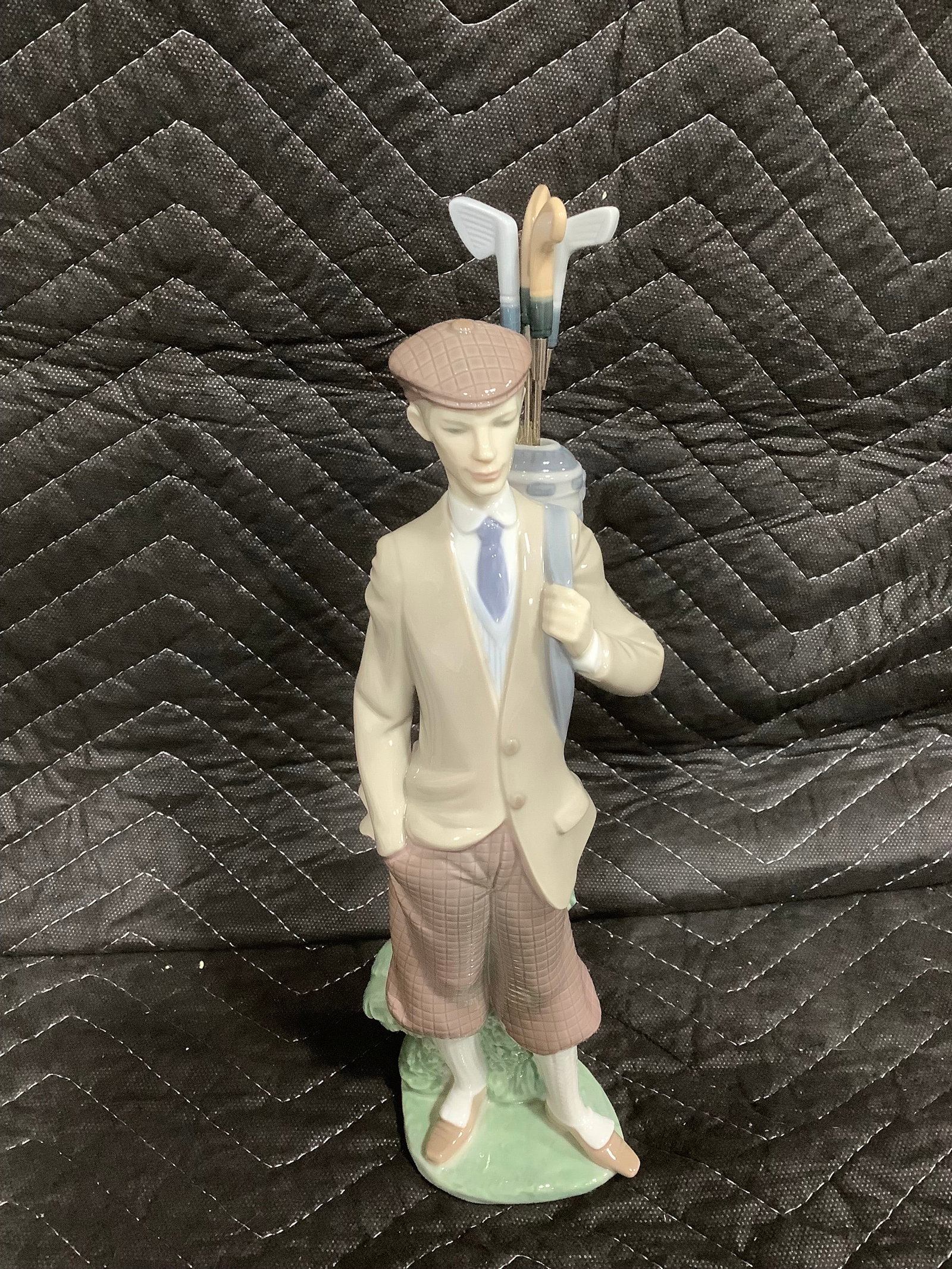 Lladro Waiting to Tee Off porcelain figure(12in tall) (1 of 1)