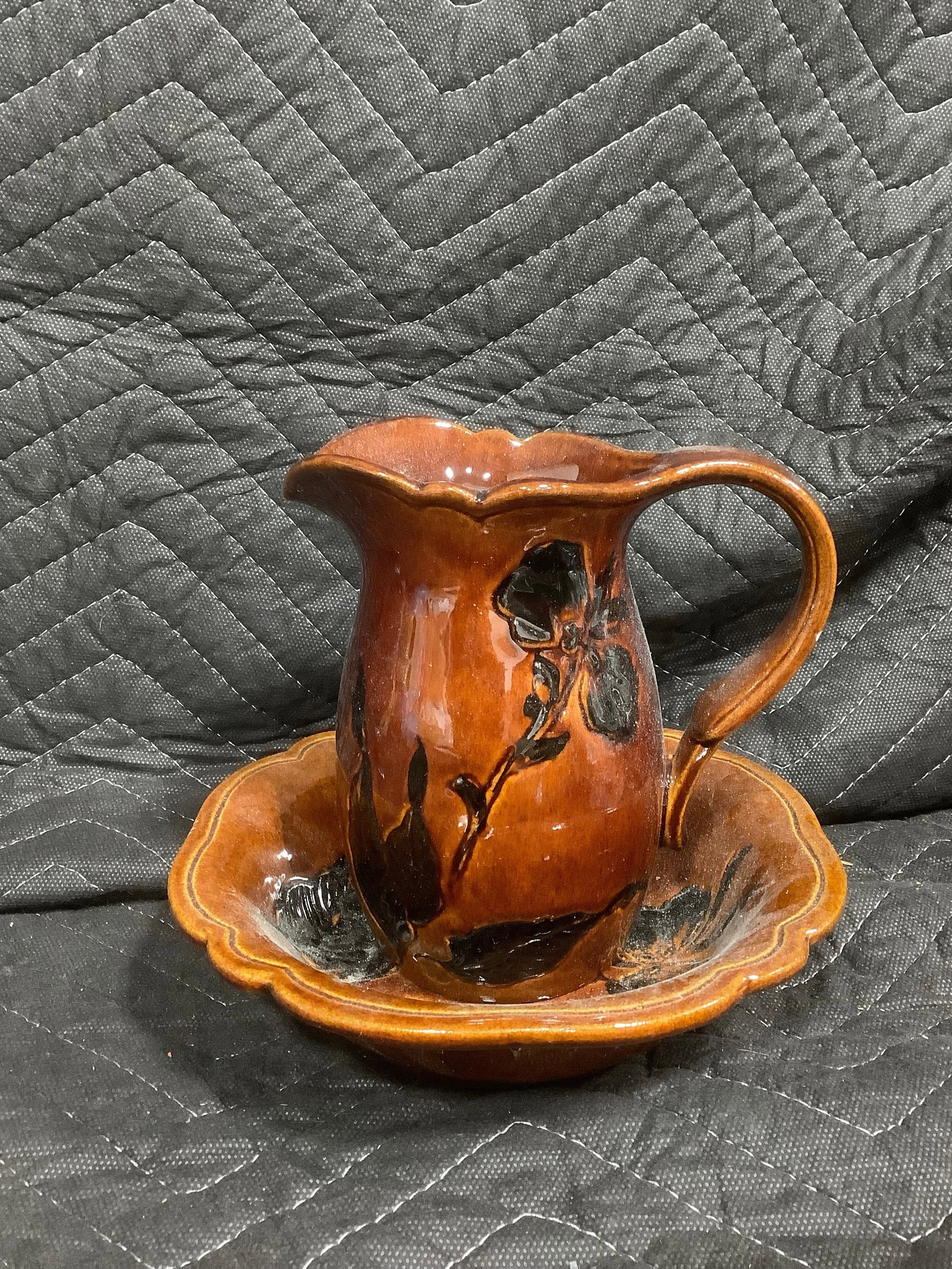 Vintage Haeger pottery pitcher/saucer set(6in tall) (1 of 1)