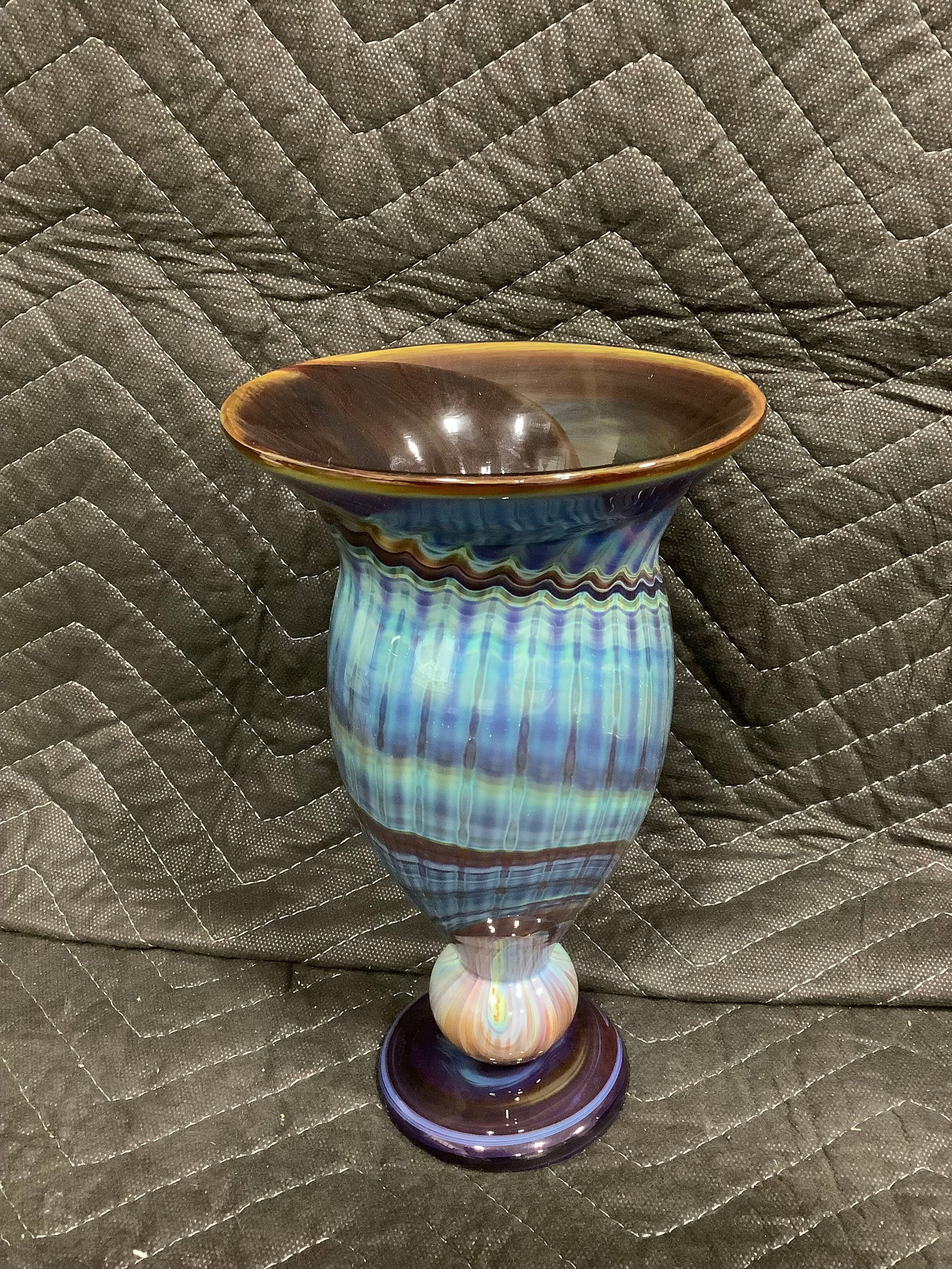 Terra Studios art glass swirl vase(9in tall) (1 of 1)