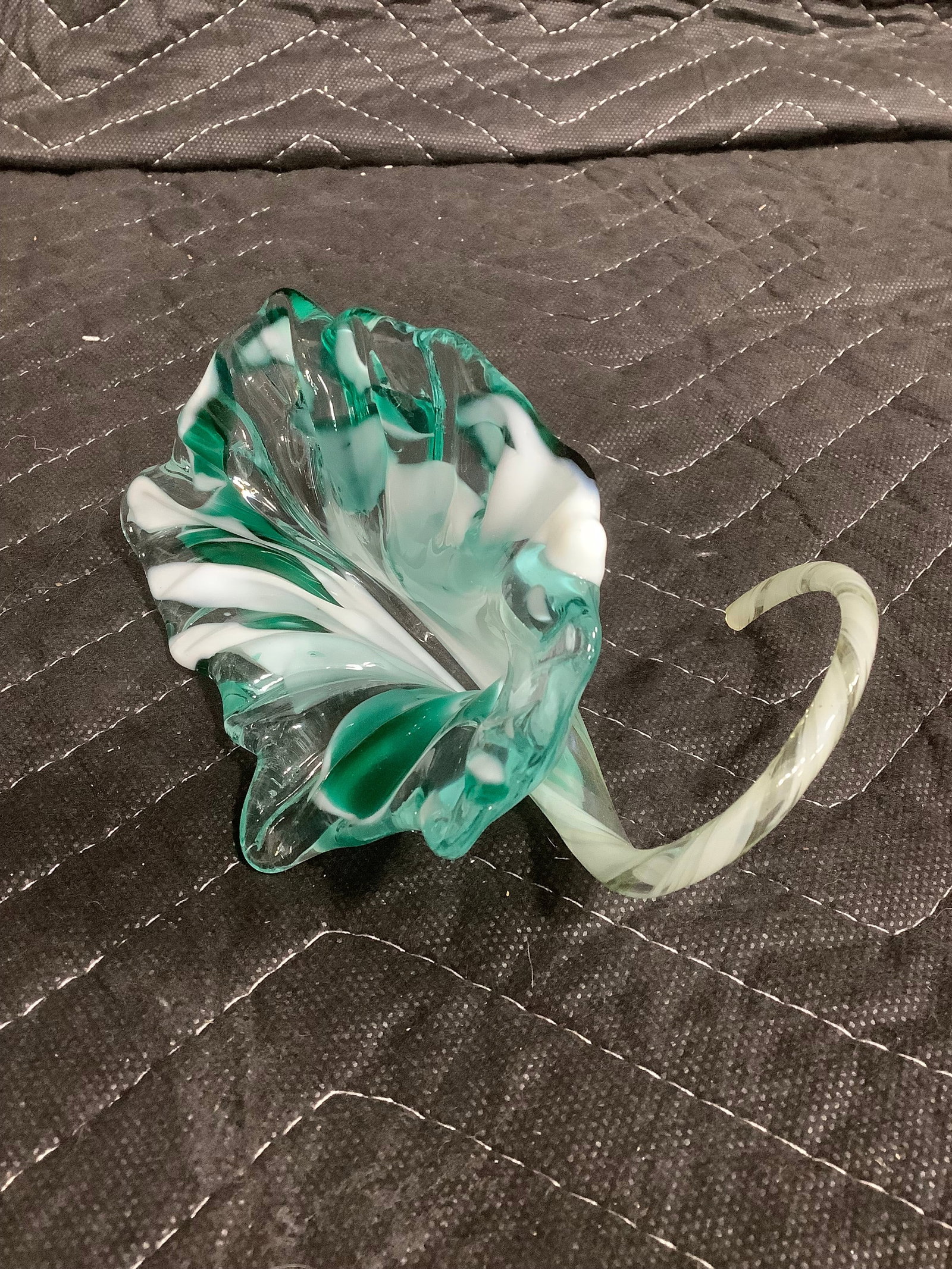 Mikasa peppermint art glass piece(4.5in long) (1 of 1)