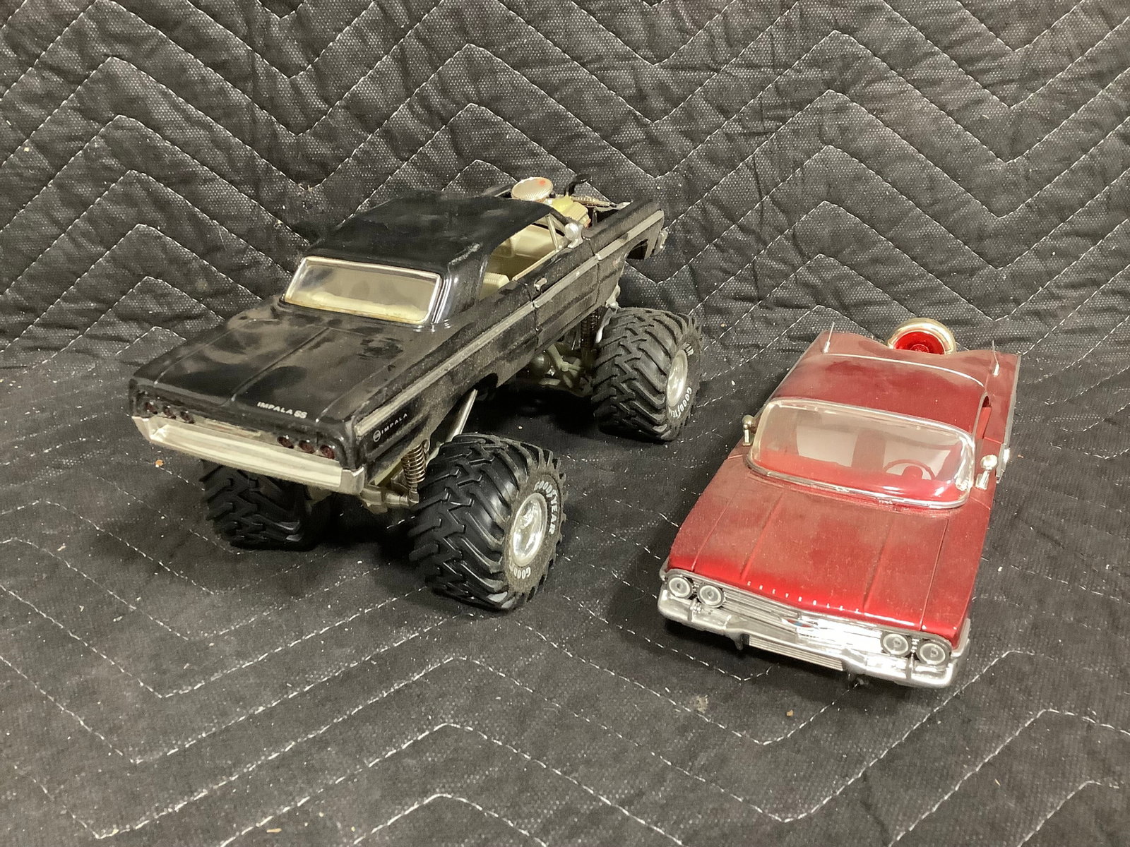 Vintage Car Diecast Models: Vintage Car Diecast Models