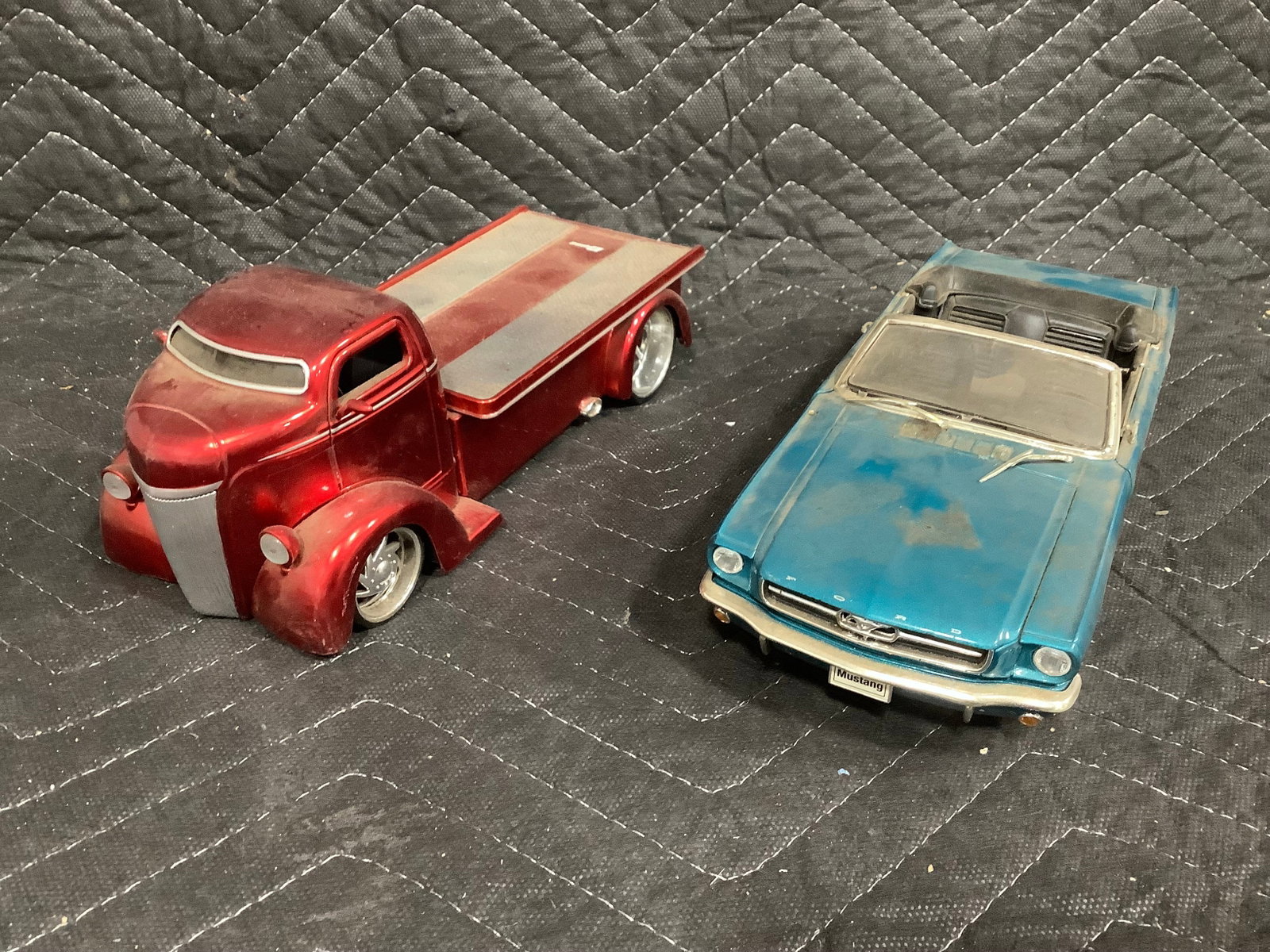Vintage Car Diecast Models: Vintage Car Diecast Models