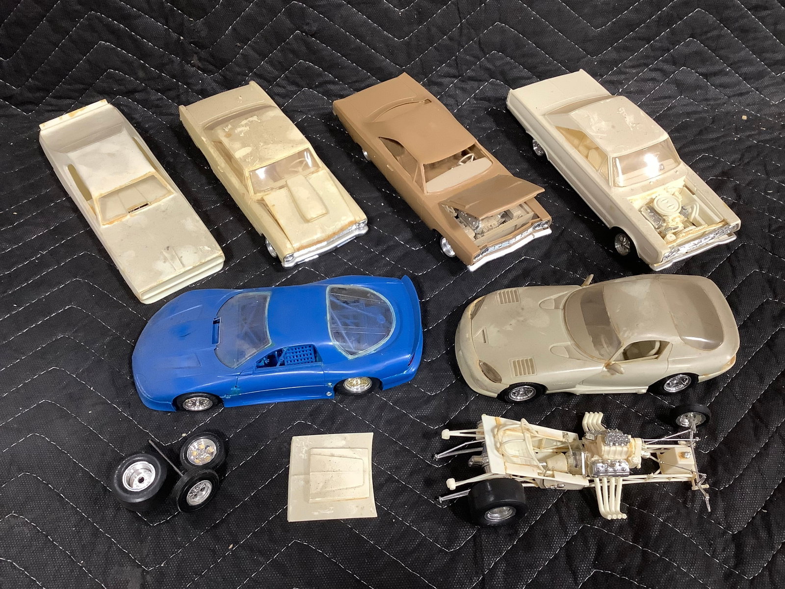 Vintage Car Models/Parts: Vintage Car Models/Parts