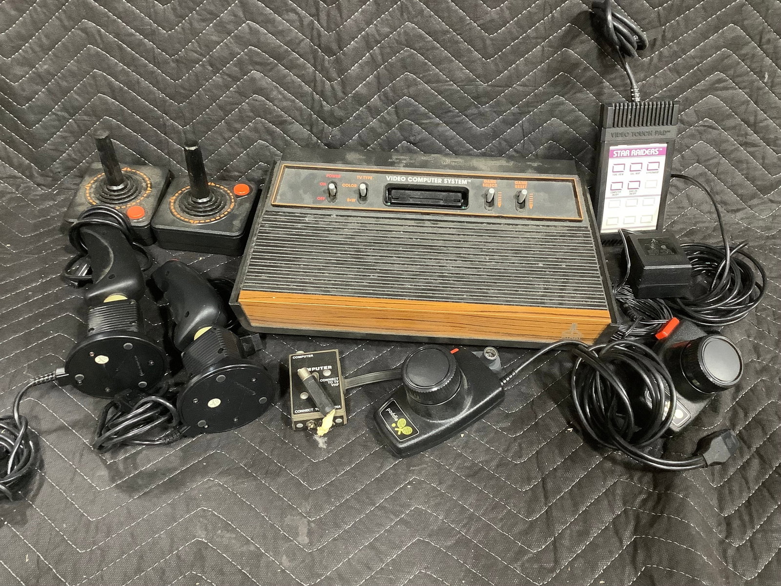 Vintage Atari console and joysticks/gaming accessories: Vintage Atari console and joysticks/gaming accessories