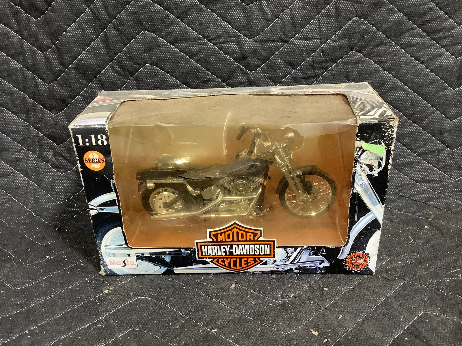 1:18 Harley Davidson collectible*new in package* (1 of 1)