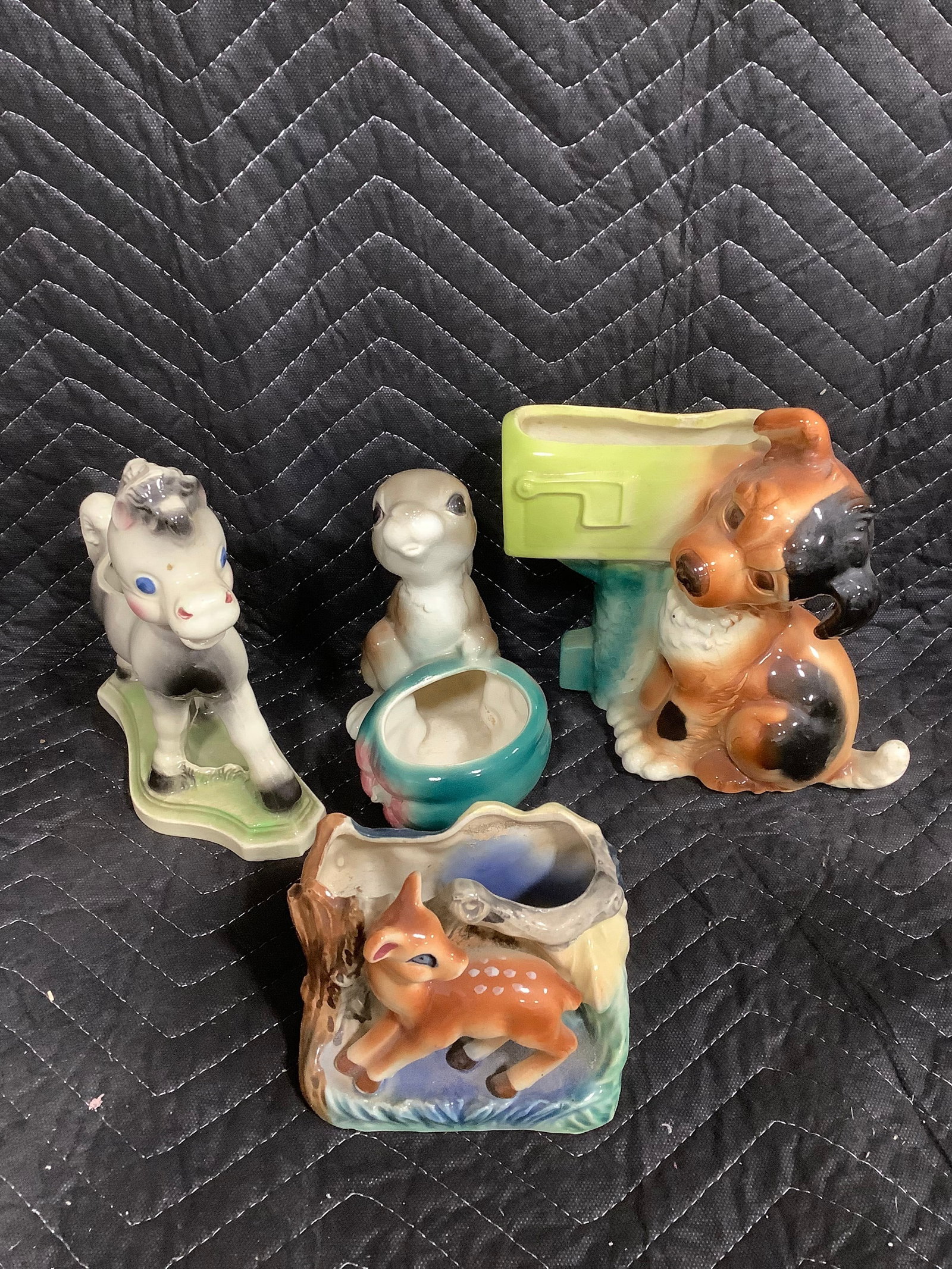 Vintage ceramic planters(tallest 8in): Vintage ceramic planters(tallest 8in)