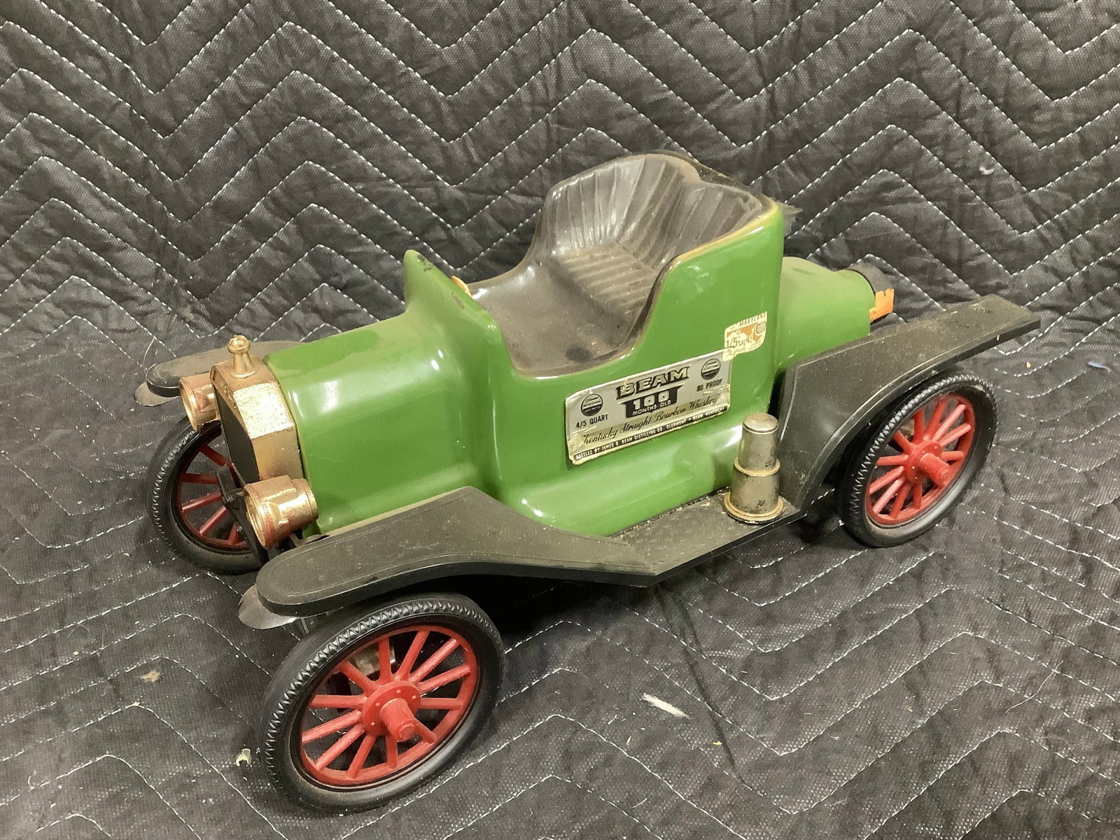 Vintage Beam car decanter(empty): Vintage Beam car decanter(empty)