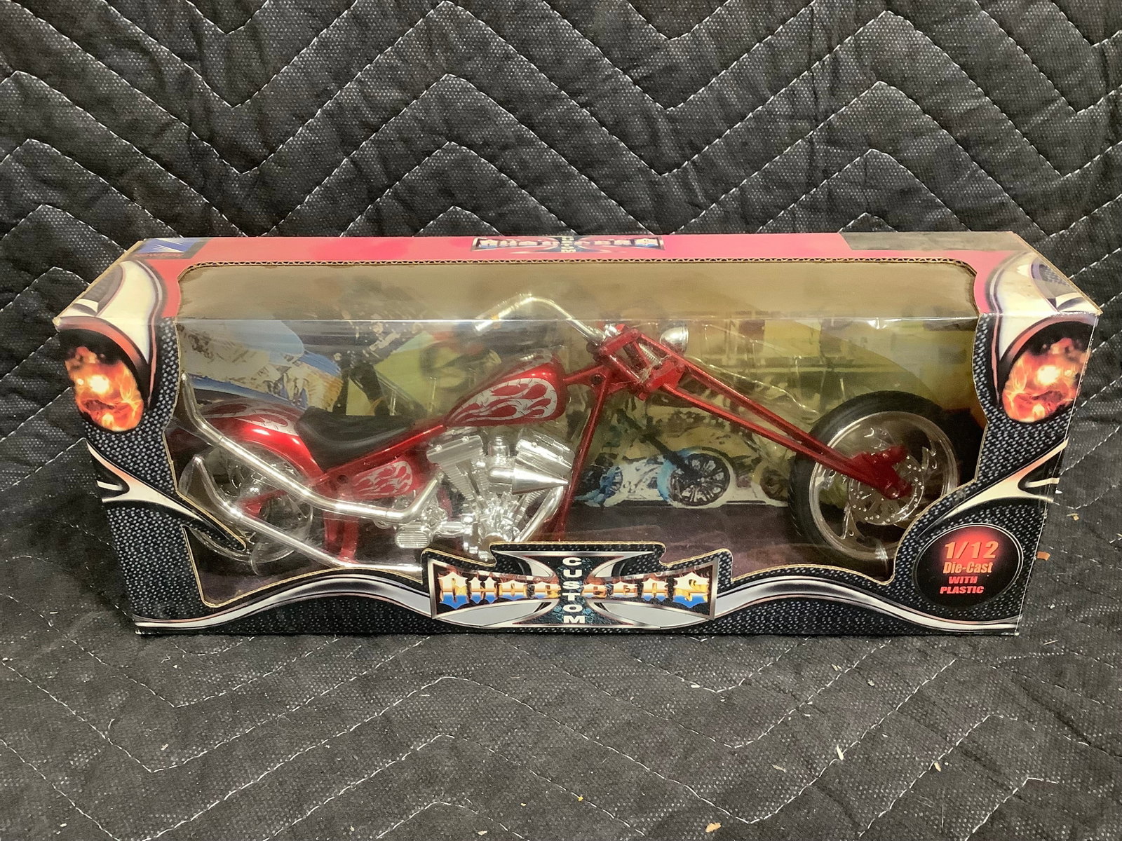 Diecast motorcycle collectible*new in package*: Diecast motorcycle collectible*new in package*