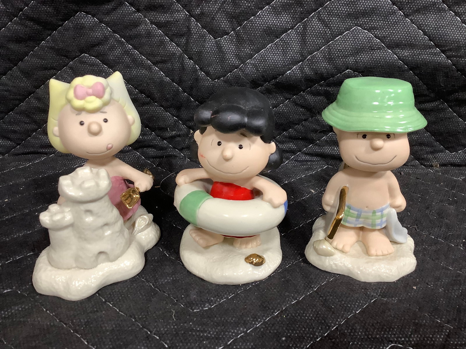 Peanuts Beach Party, Lucy, Linus, and Sally Figures (Tallest - 4in) (1 of 1)