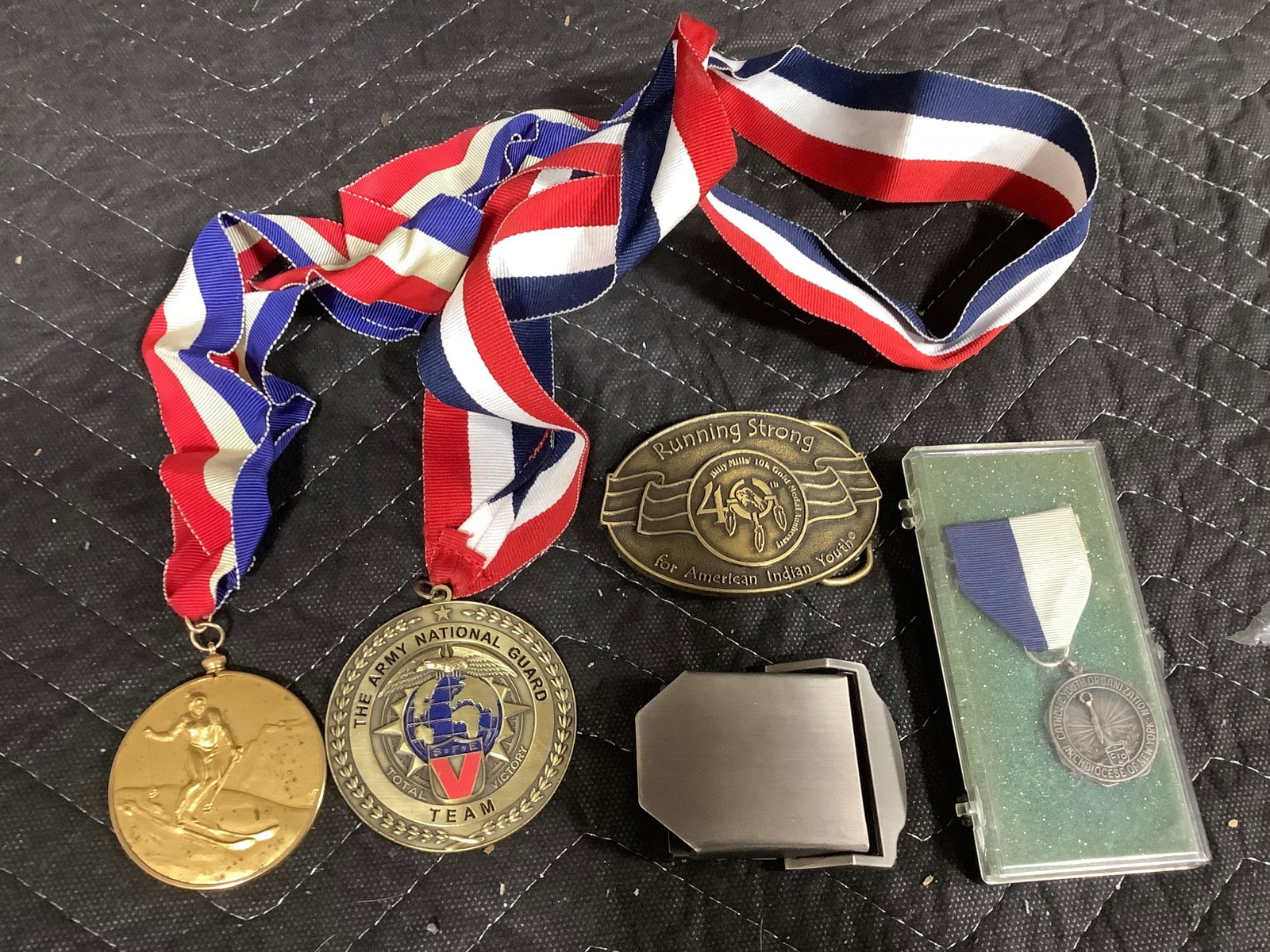 Vintage Medals/Belt Buckles: Vintage Medals/Belt Buckles