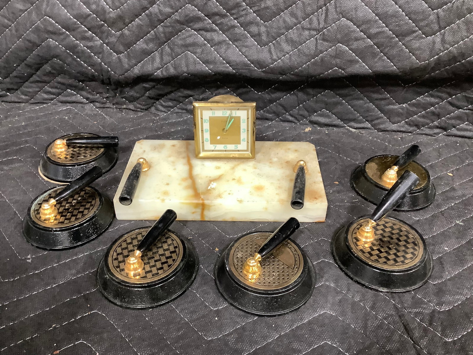 Various Pen Stands: Various Pen Stands