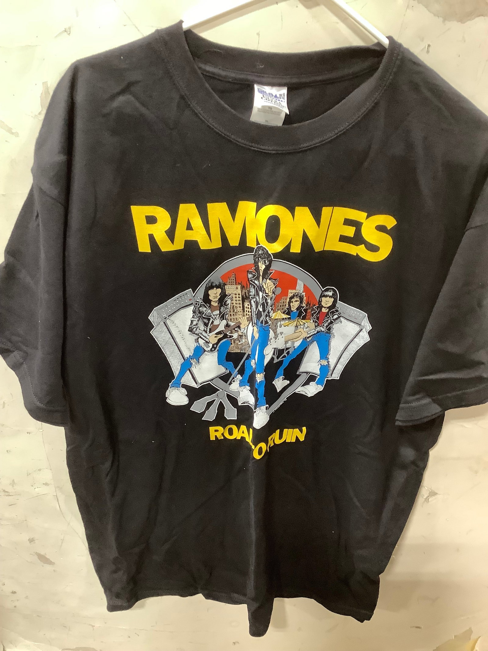 Ramones Tshirt (Size: XL) (1 of 1)