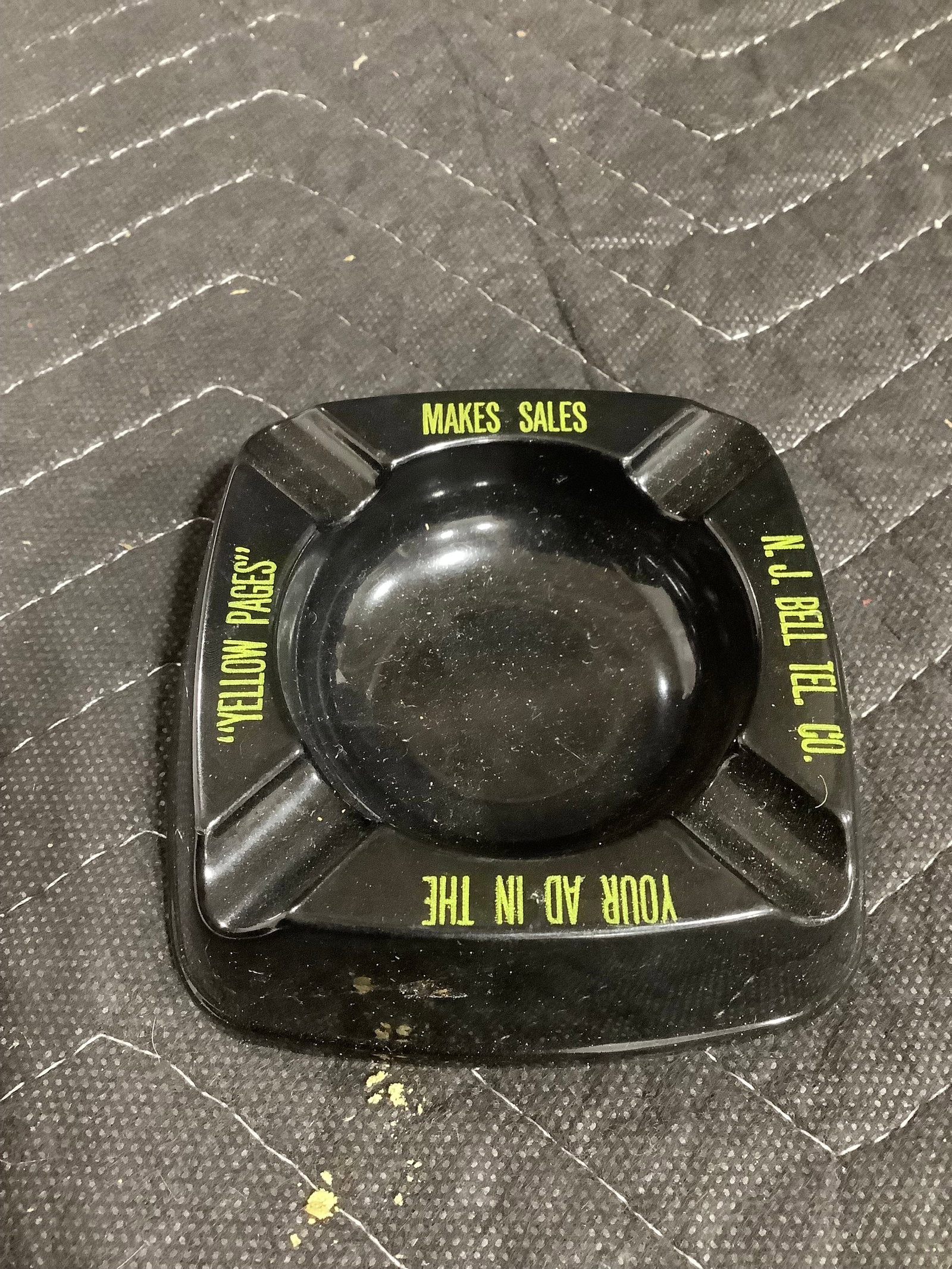 Vintage NJ Bell telephone ashtray (1 of 1)