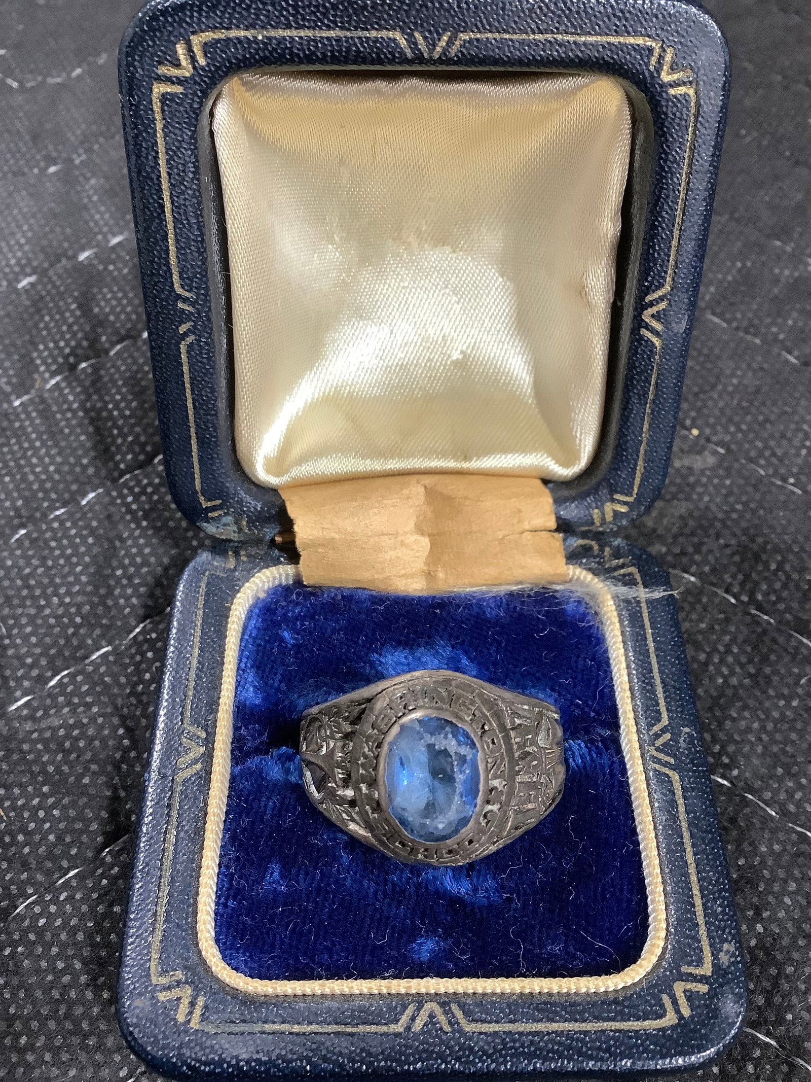 Sterling high scool mens ring: Sterling high scool mens ring